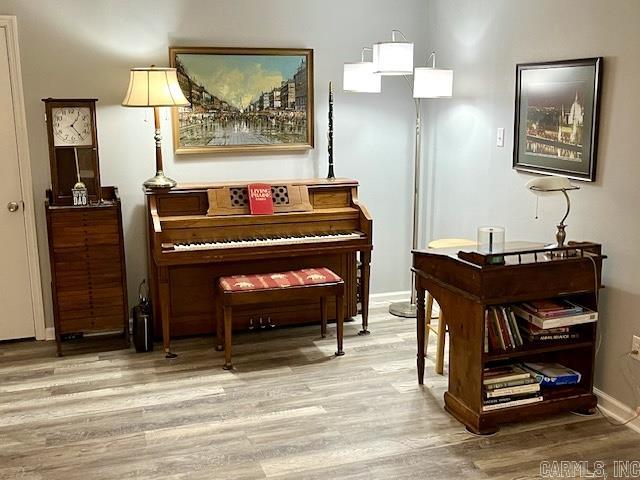 OAK FORREST - Residential