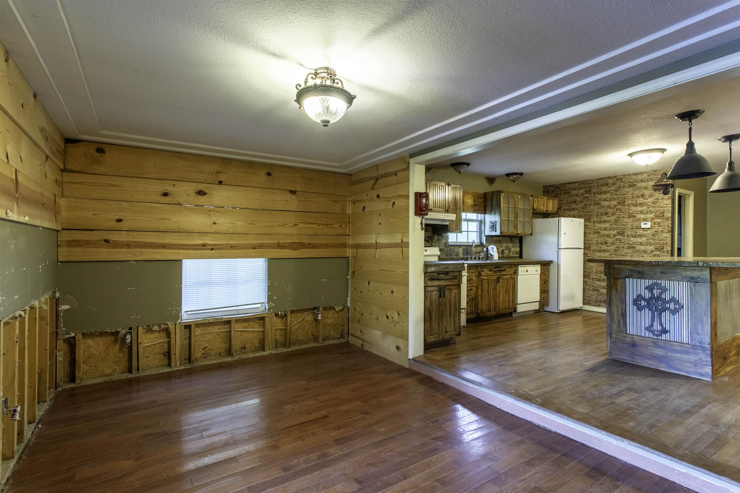 ROSE HILL CAMPGROUND - Residential