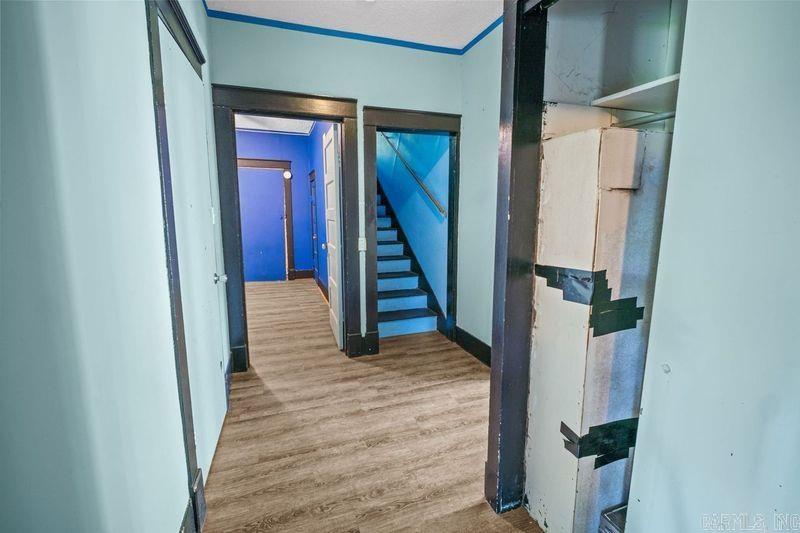 CLIFTONS ADDN - Residential