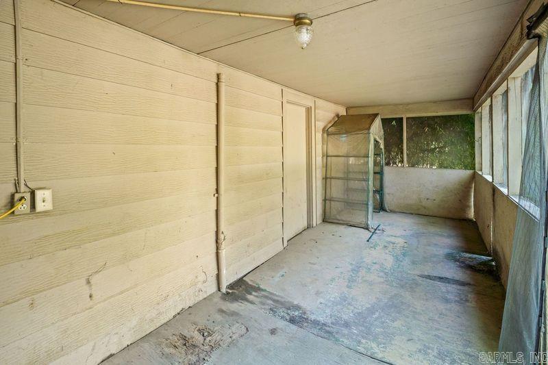 CLIFTONS ADDN - Residential