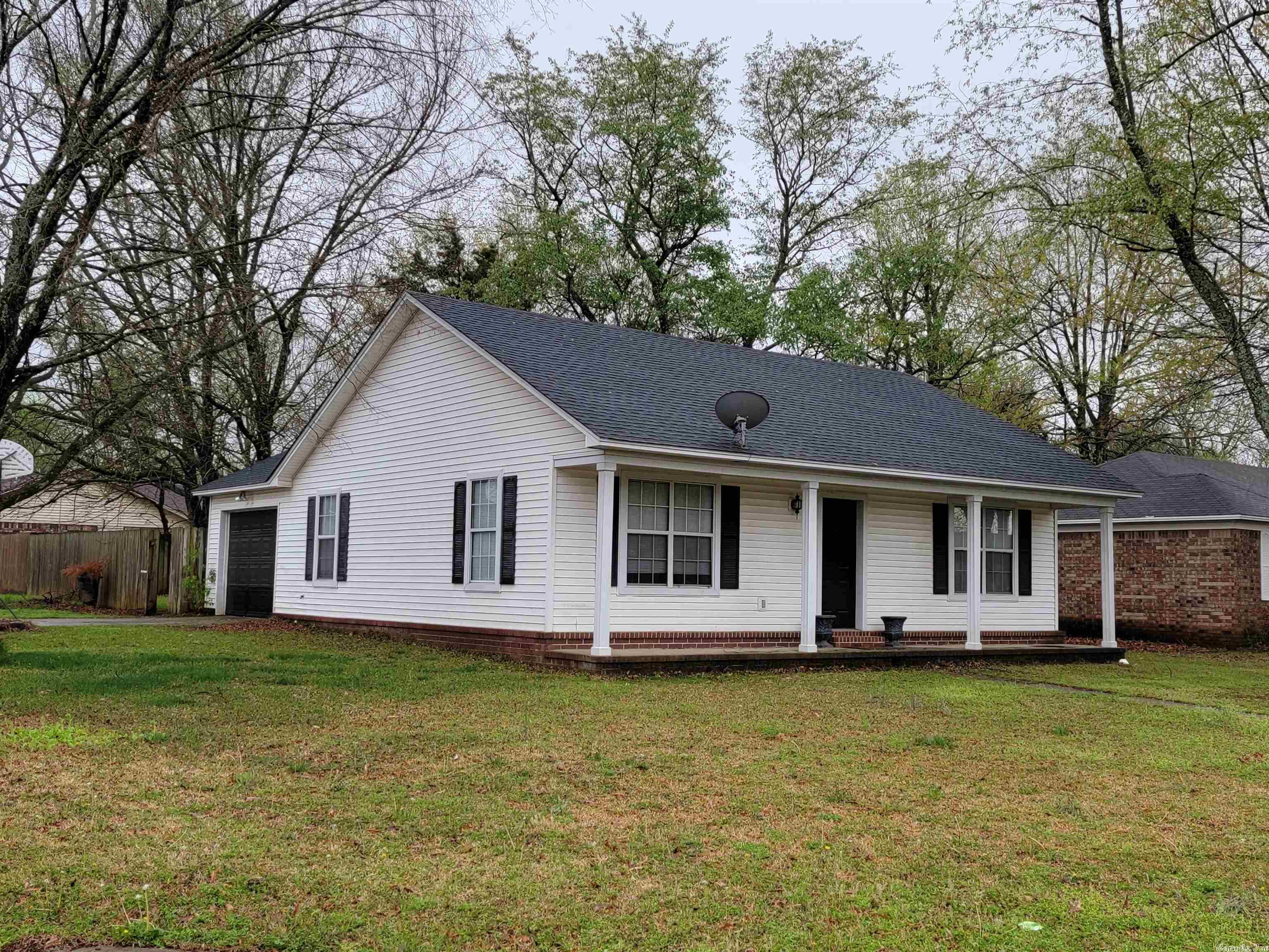 Hartwell Place - Residential Lease