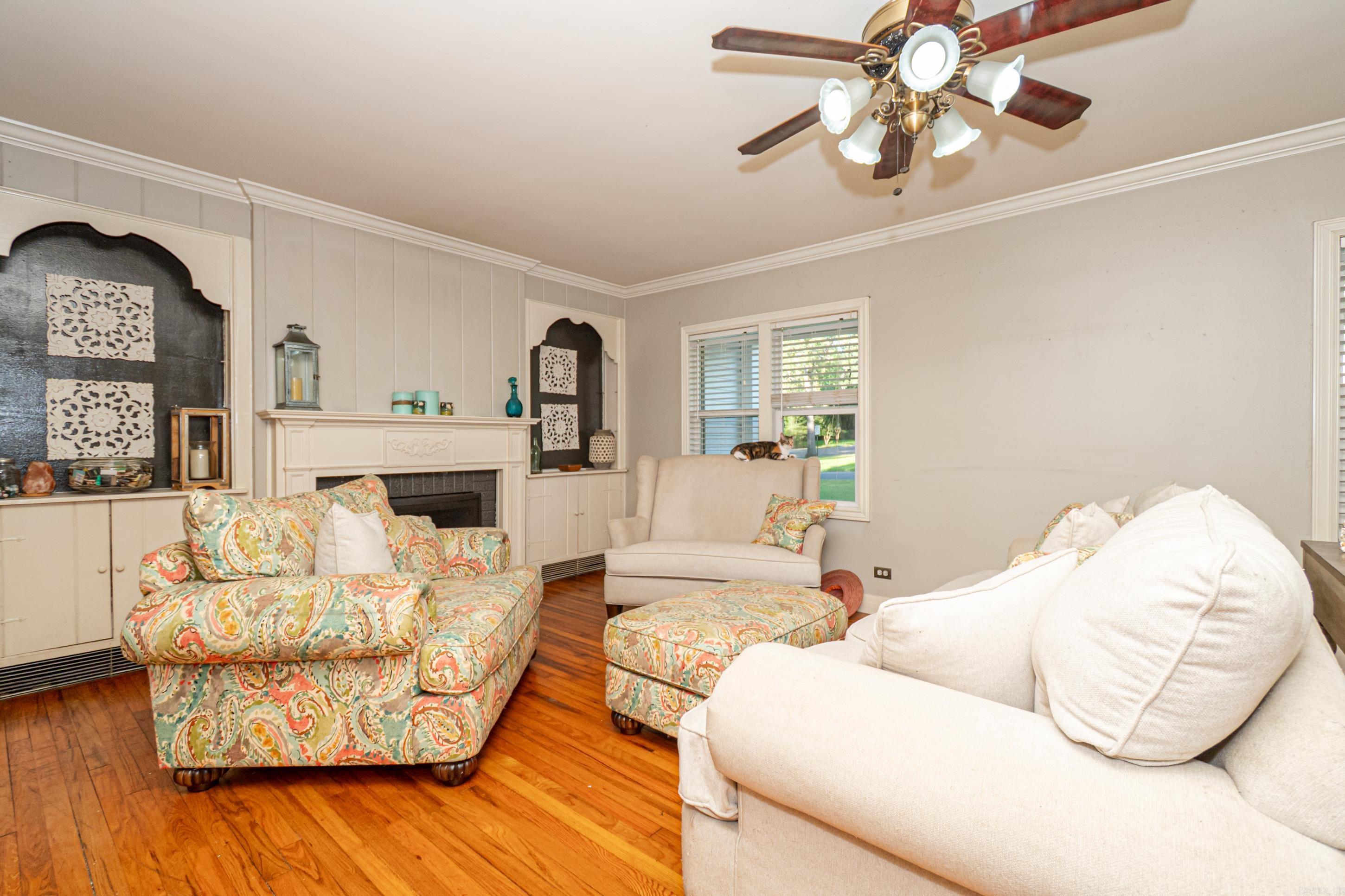 WEST WOODS - Residential