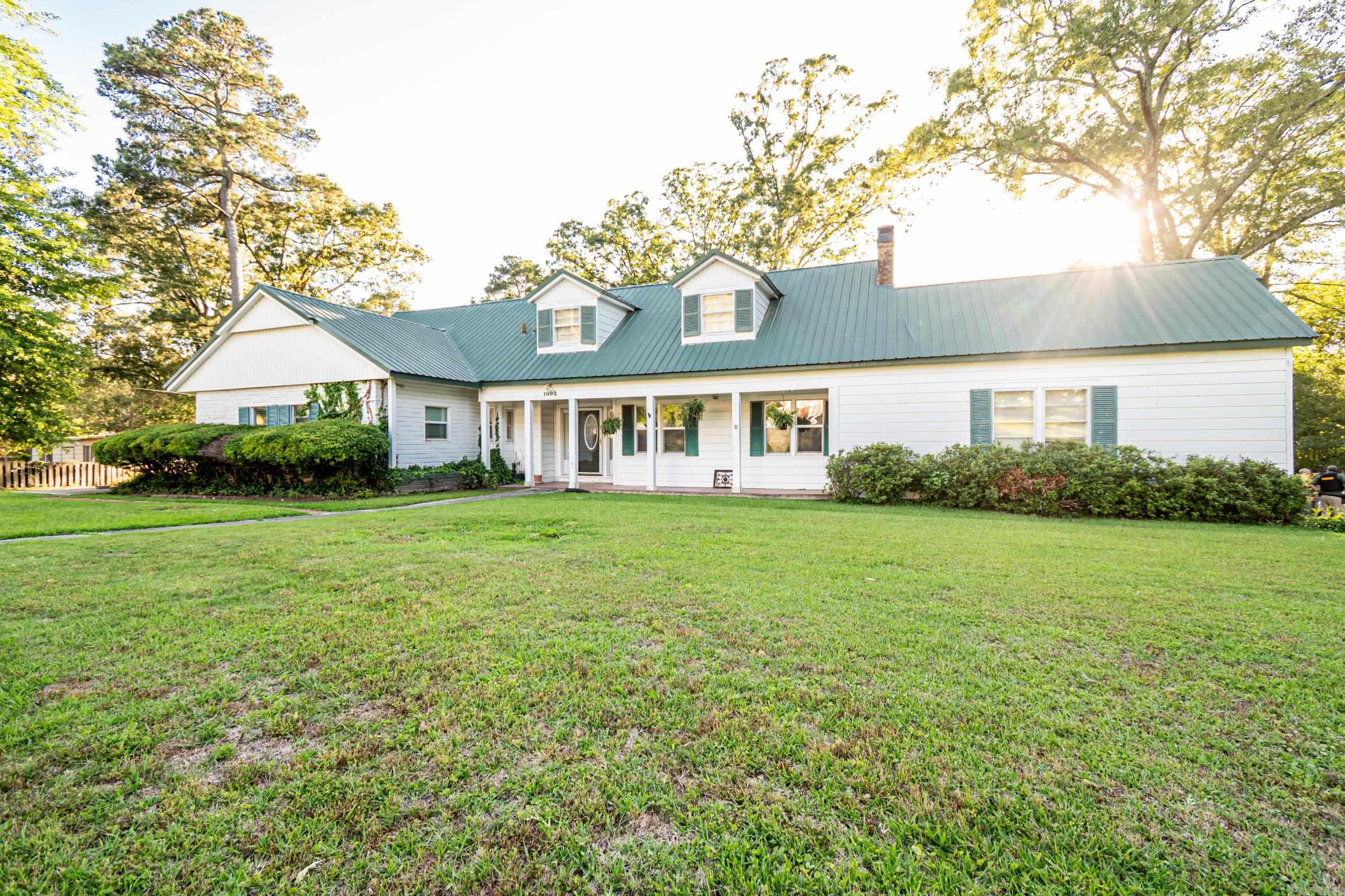 WEST WOODS - Residential