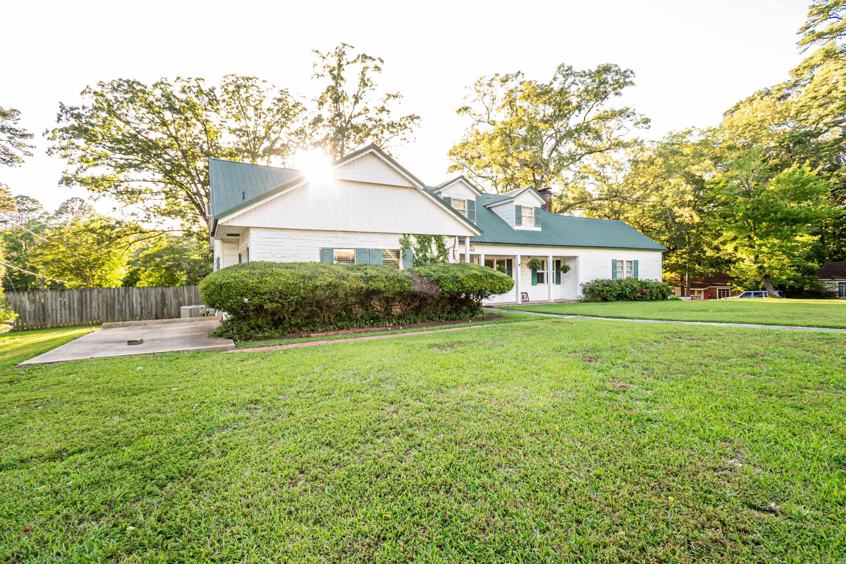 WEST WOODS - Residential