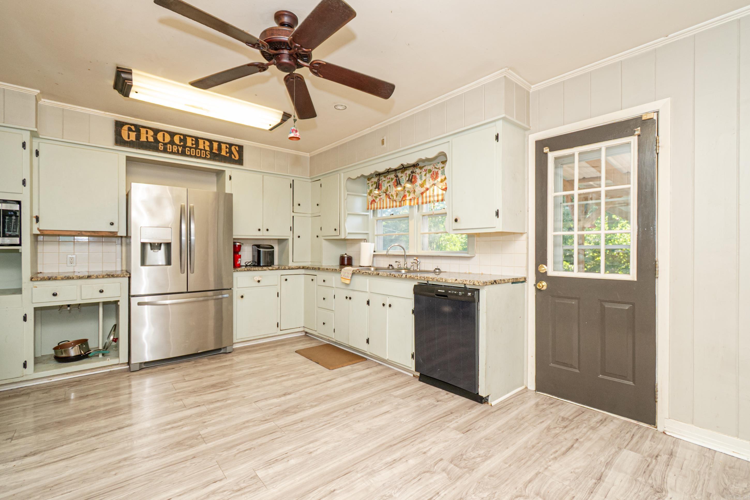 WEST WOODS - Residential