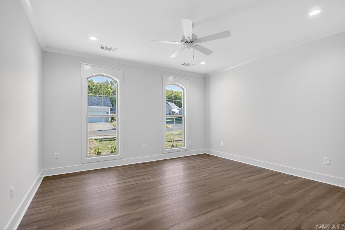 ROBYNMAR - Residential