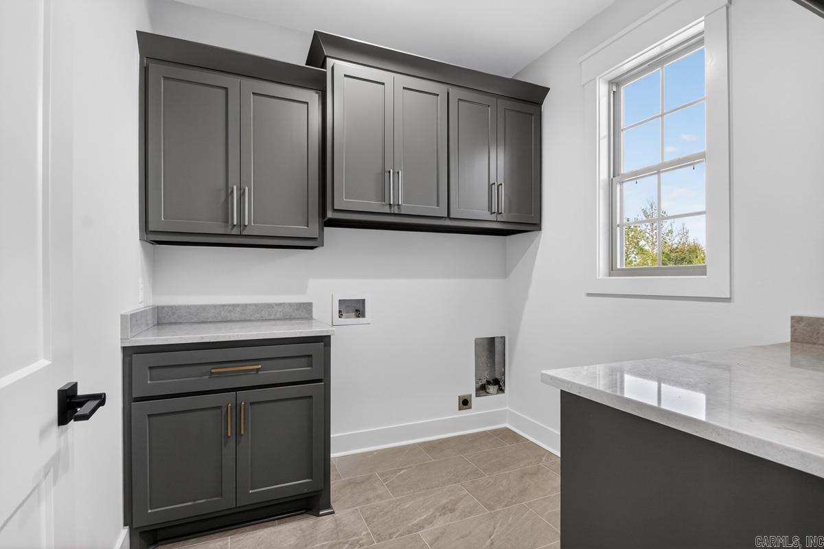 ROBYNMAR - Residential