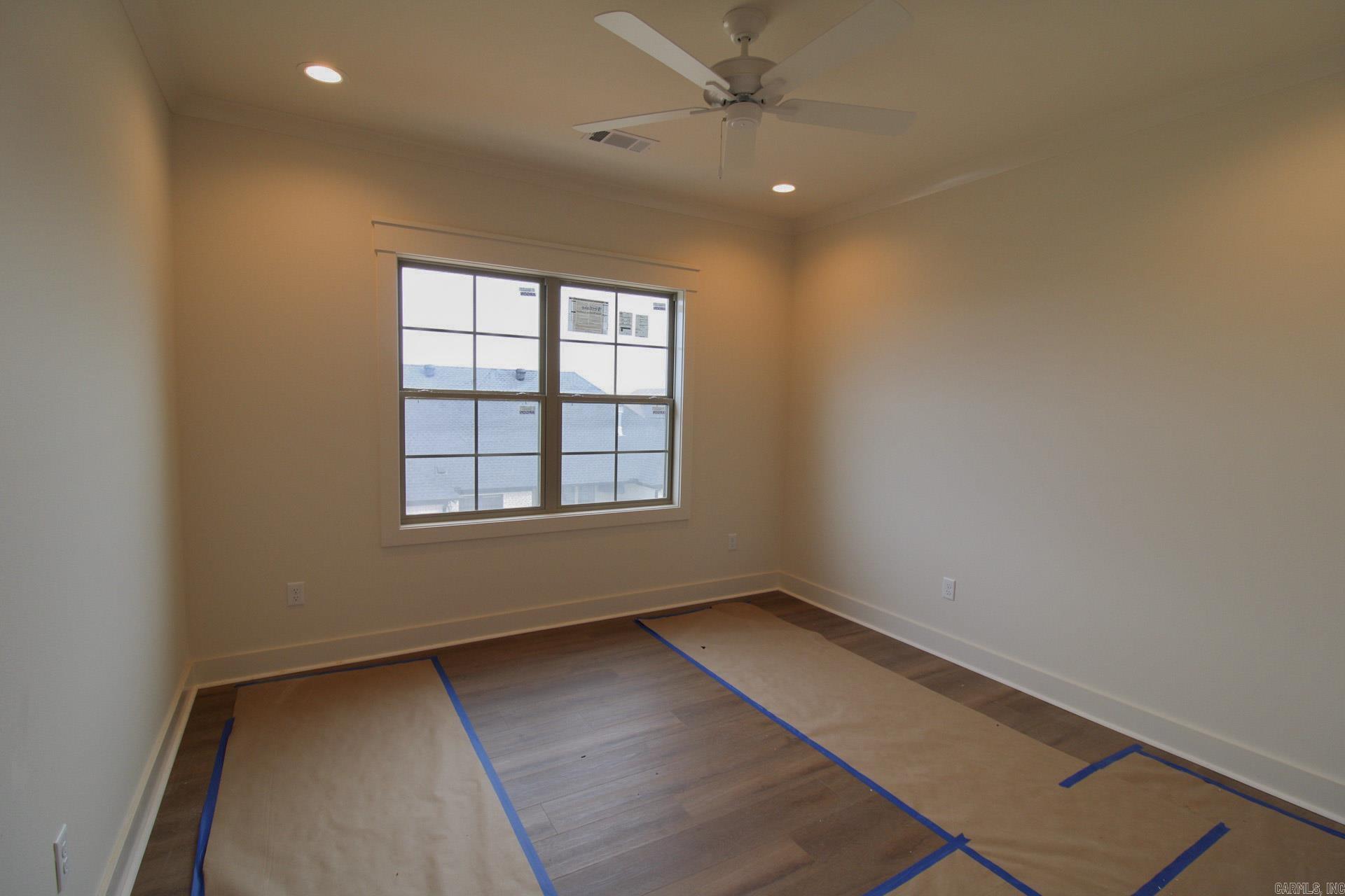 ROBYNMAR - Residential