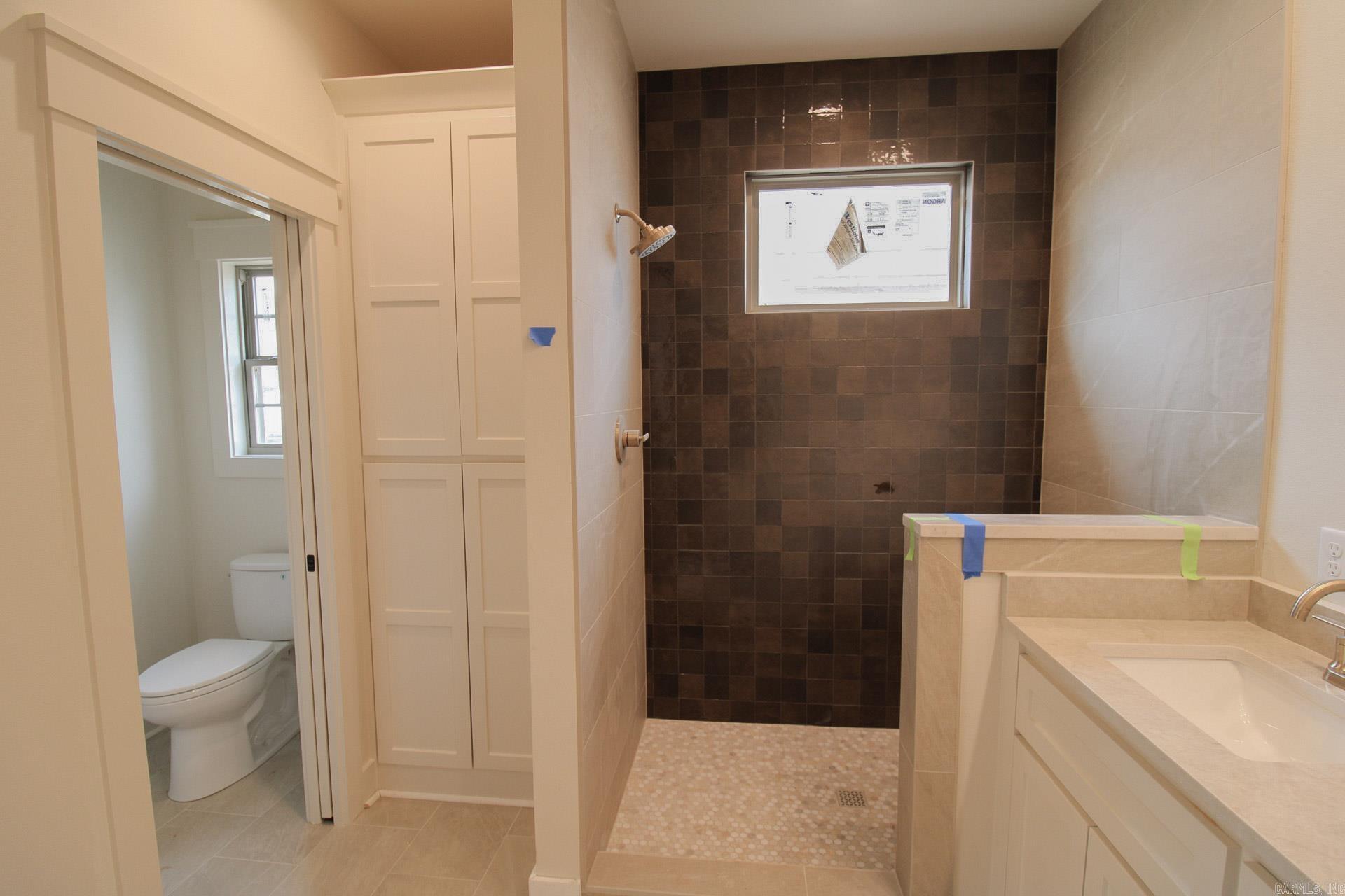 ROBYNMAR - Residential