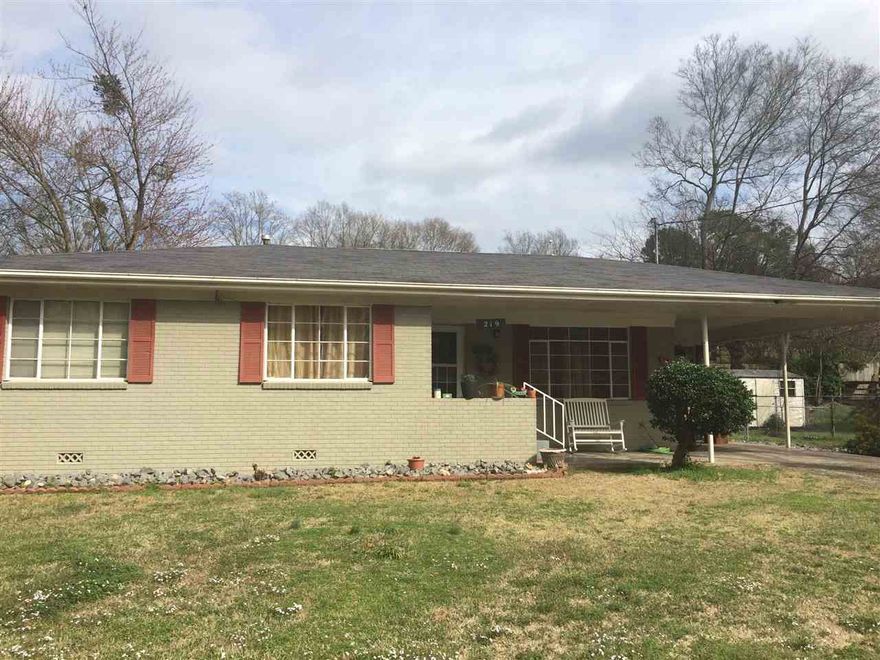 Great curb appeal! Very well maintained cute home. Hardwood floors, updated bathroom including tile shower, glass shower doors and new window. Laundry room off kitchen with door to back yard. Chain link fenced back yard. Big front porch. Very clean home. Make your appointment to see today!