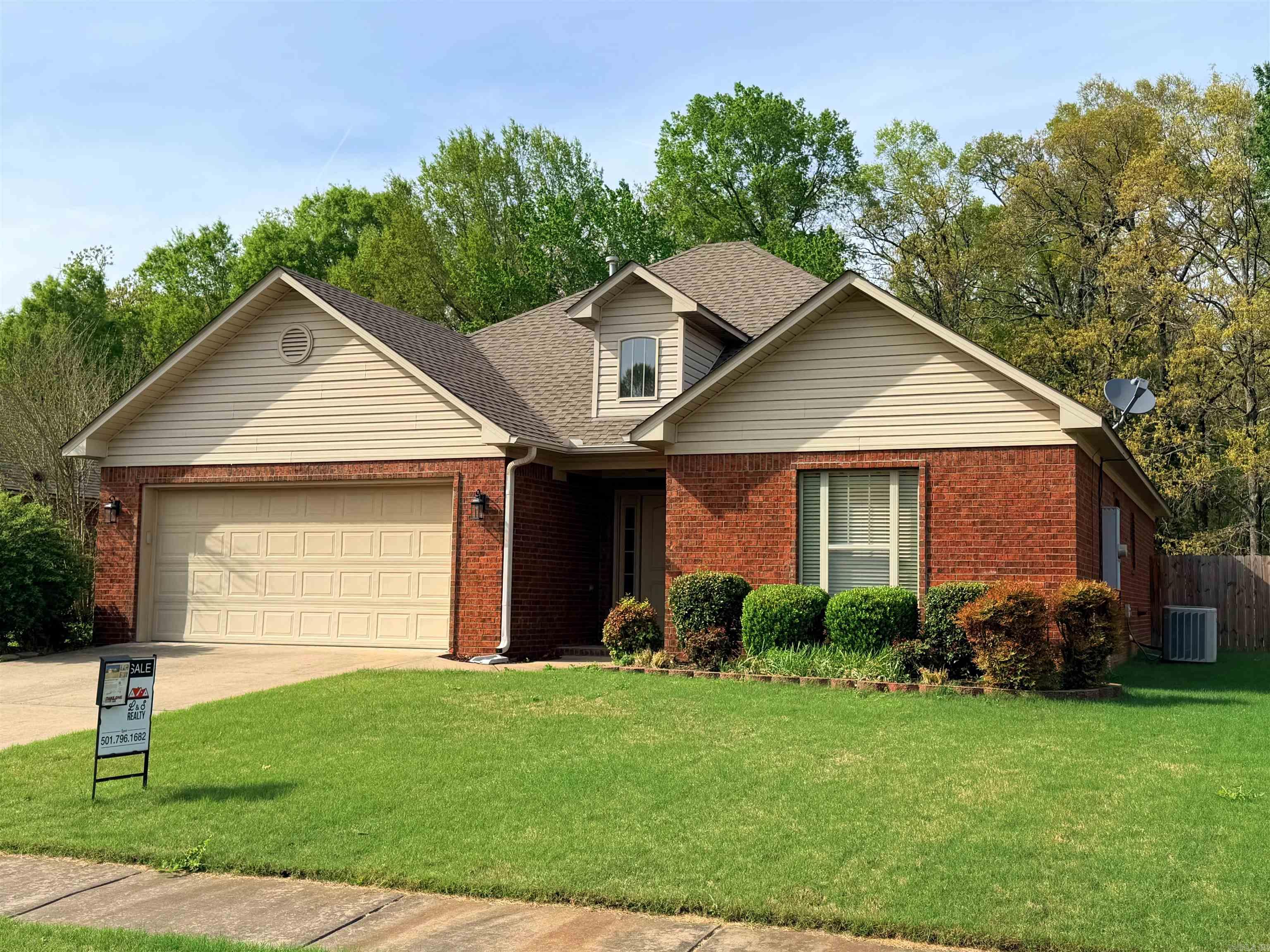 BRENTWOOD ESTATES - Residential