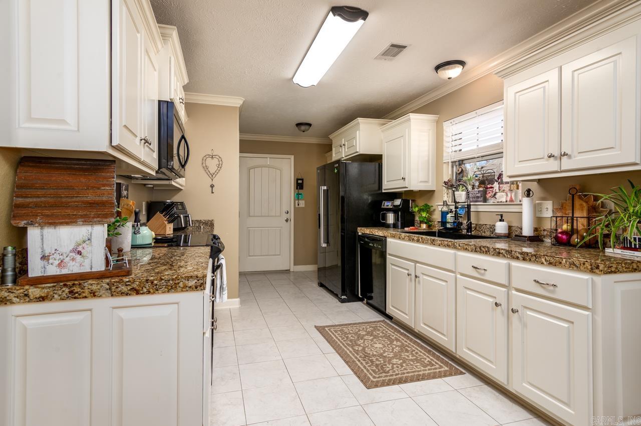 BRENTWOOD ESTATES - Residential