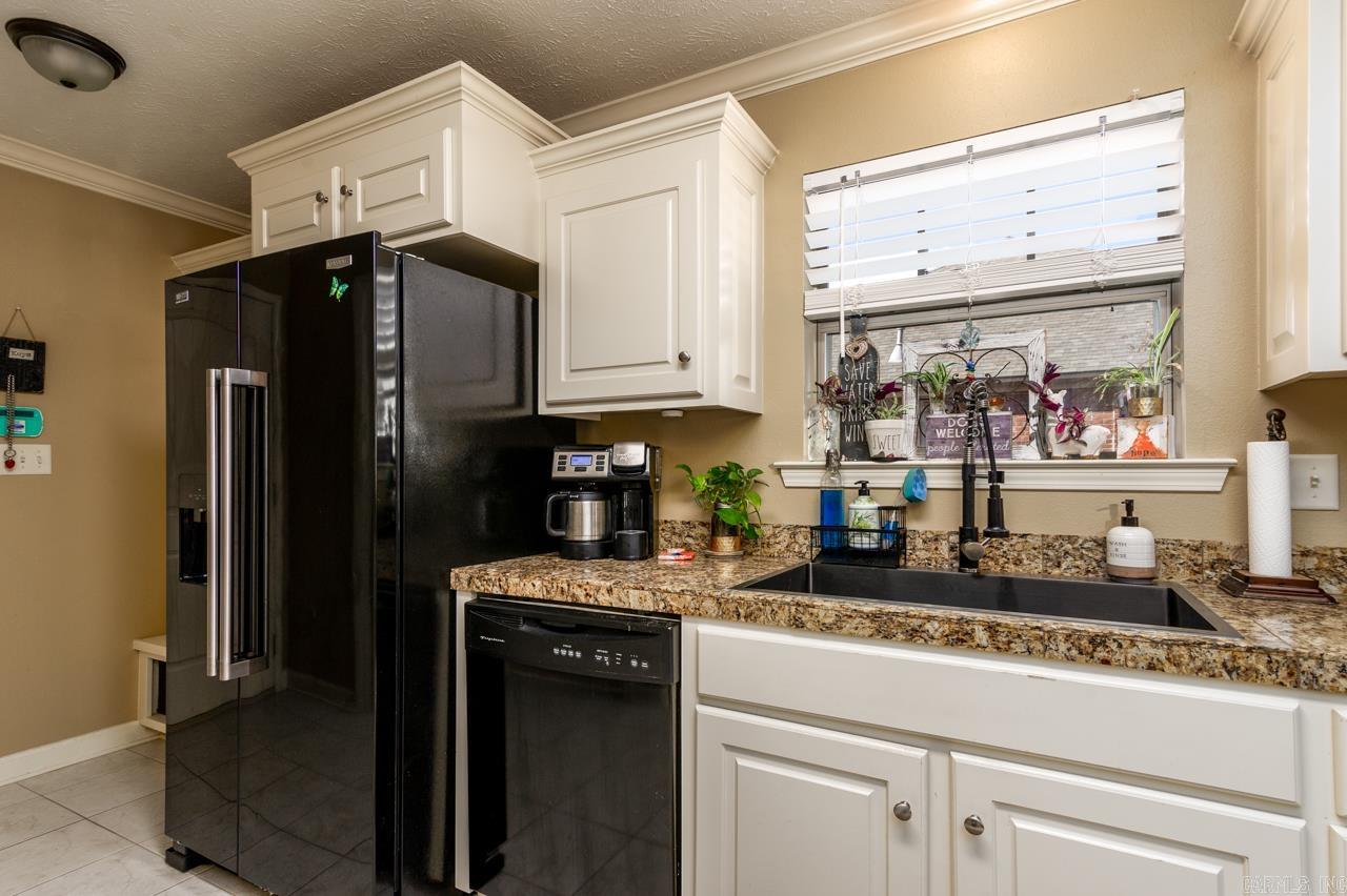 BRENTWOOD ESTATES - Residential