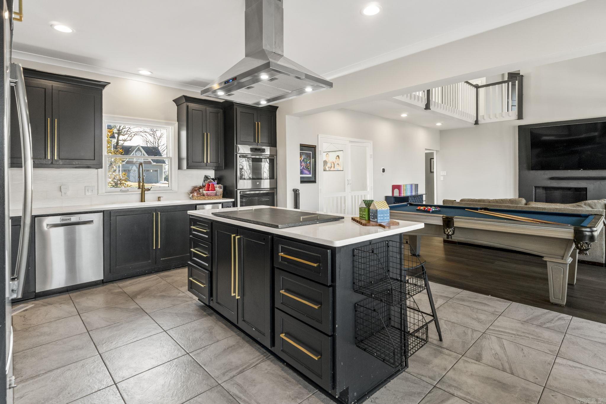 HILLSBOROUGH - Residential