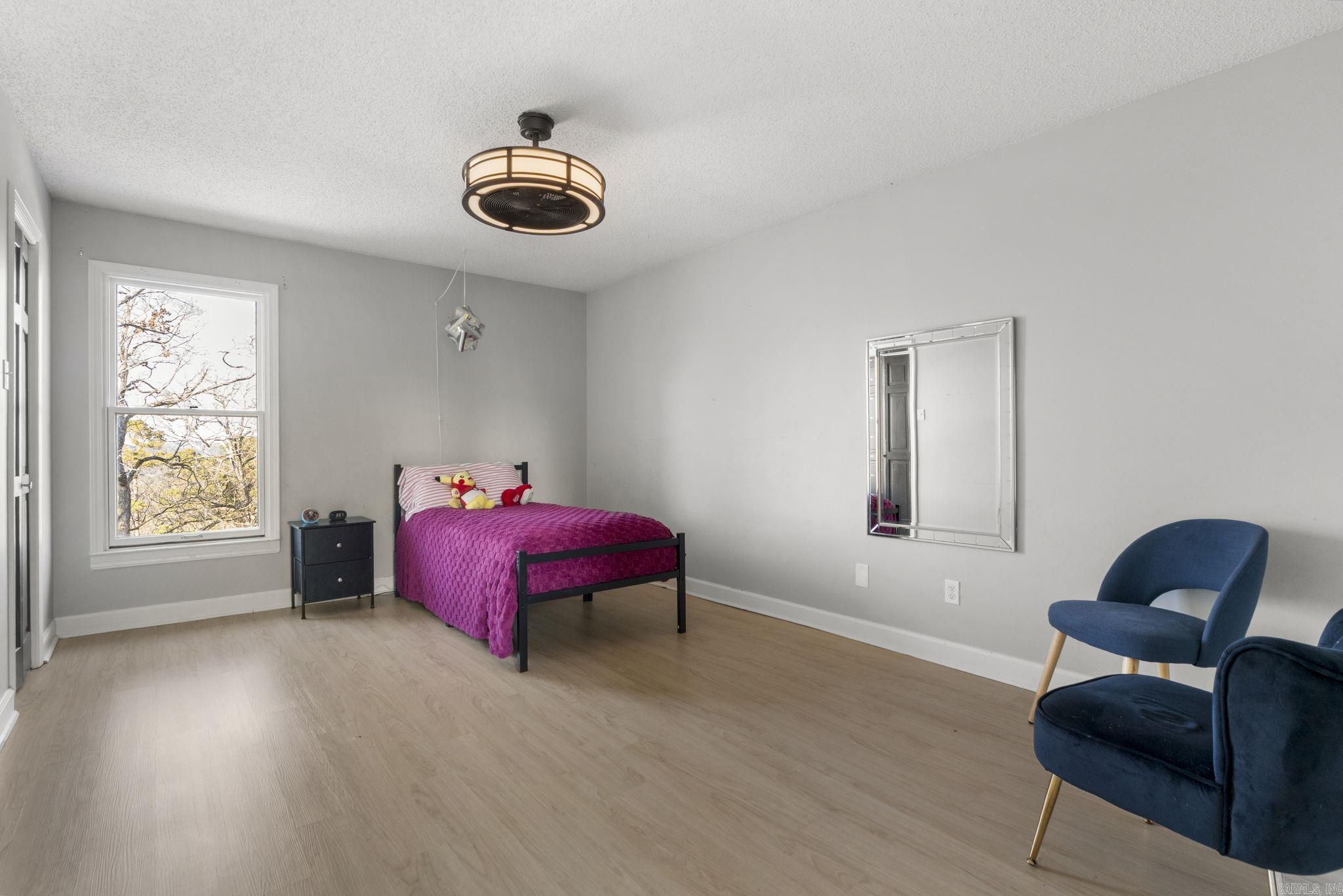 HILLSBOROUGH - Residential