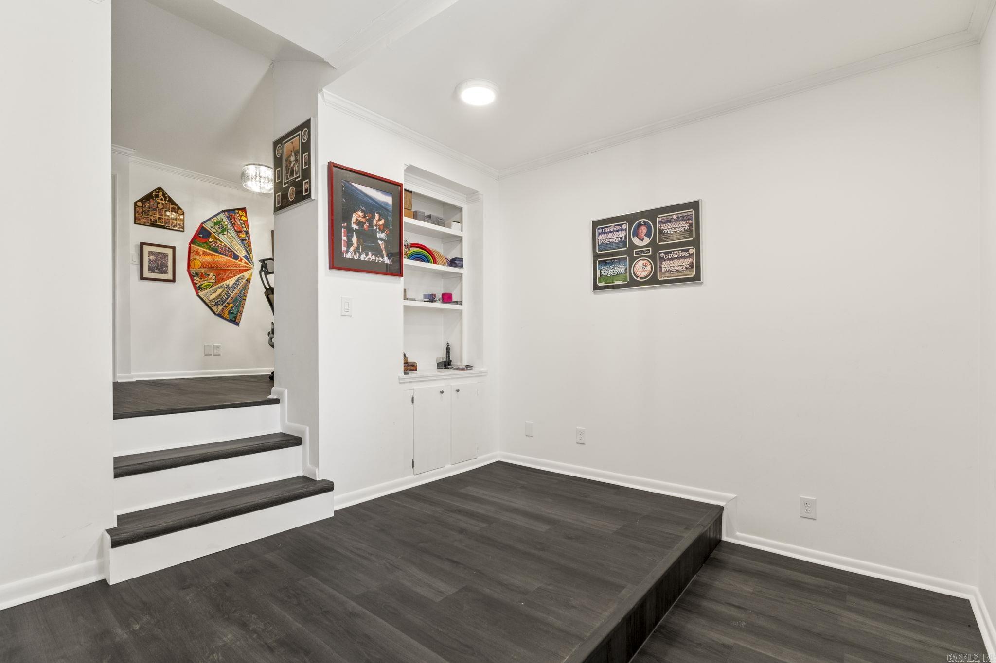 HILLSBOROUGH - Residential