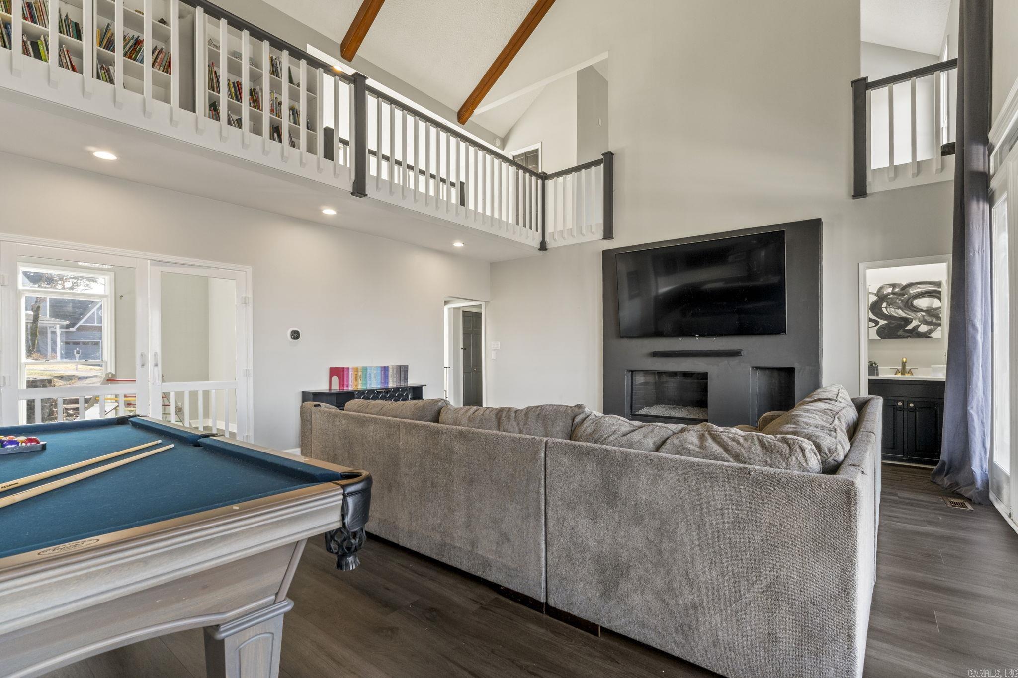 HILLSBOROUGH - Residential