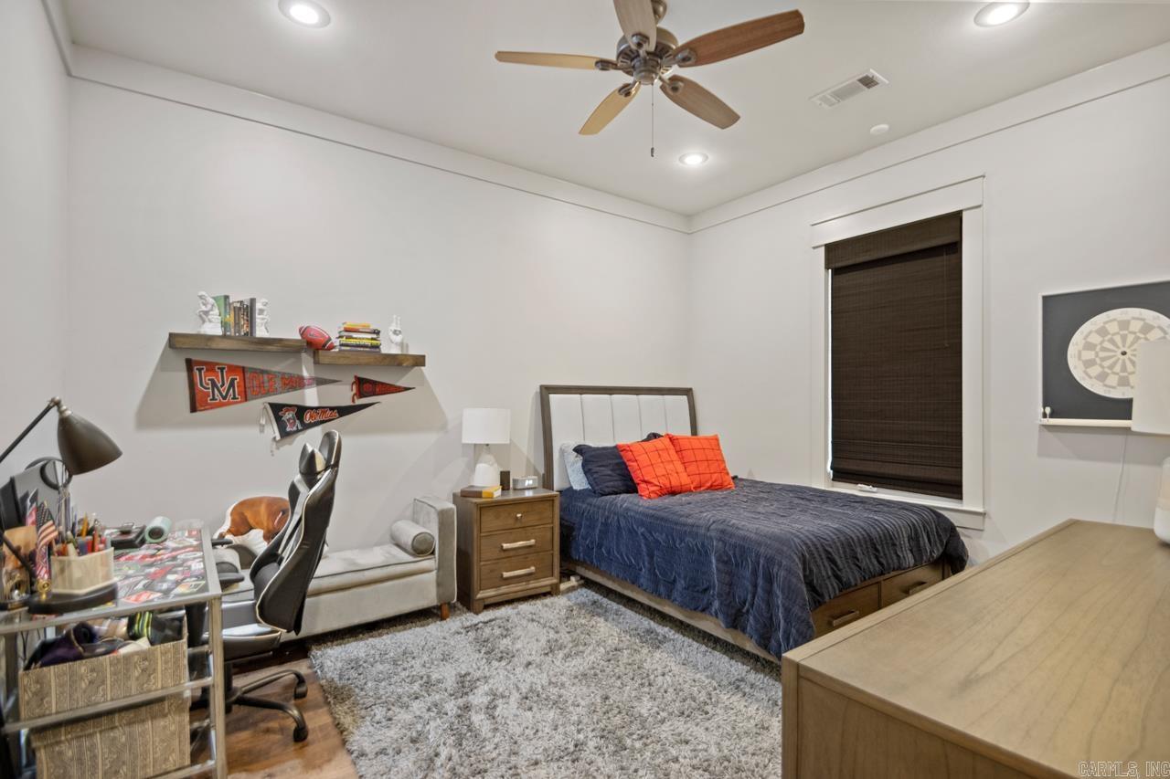 WESTSHORE ADDN HURRICANE LAKE ES - Residential