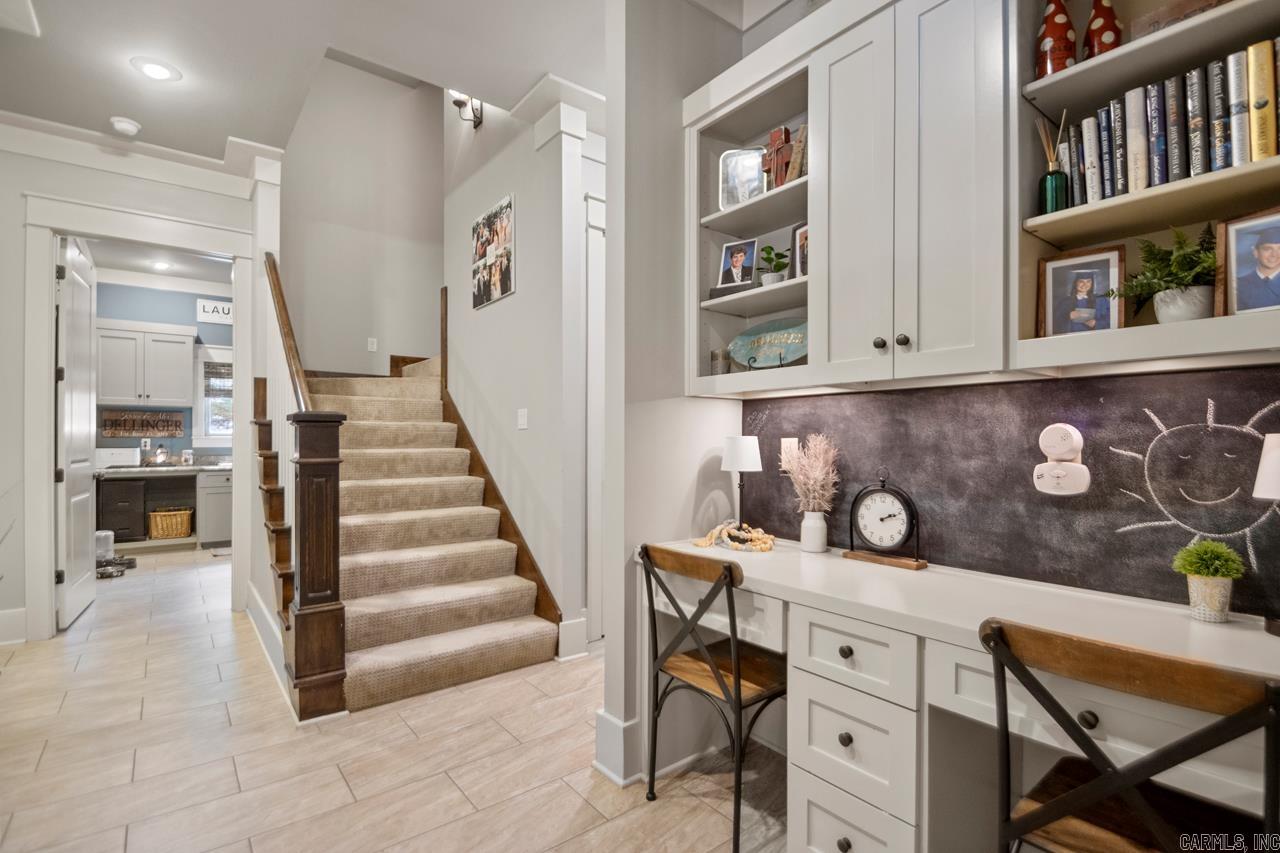 WESTSHORE ADDN HURRICANE LAKE ES - Residential