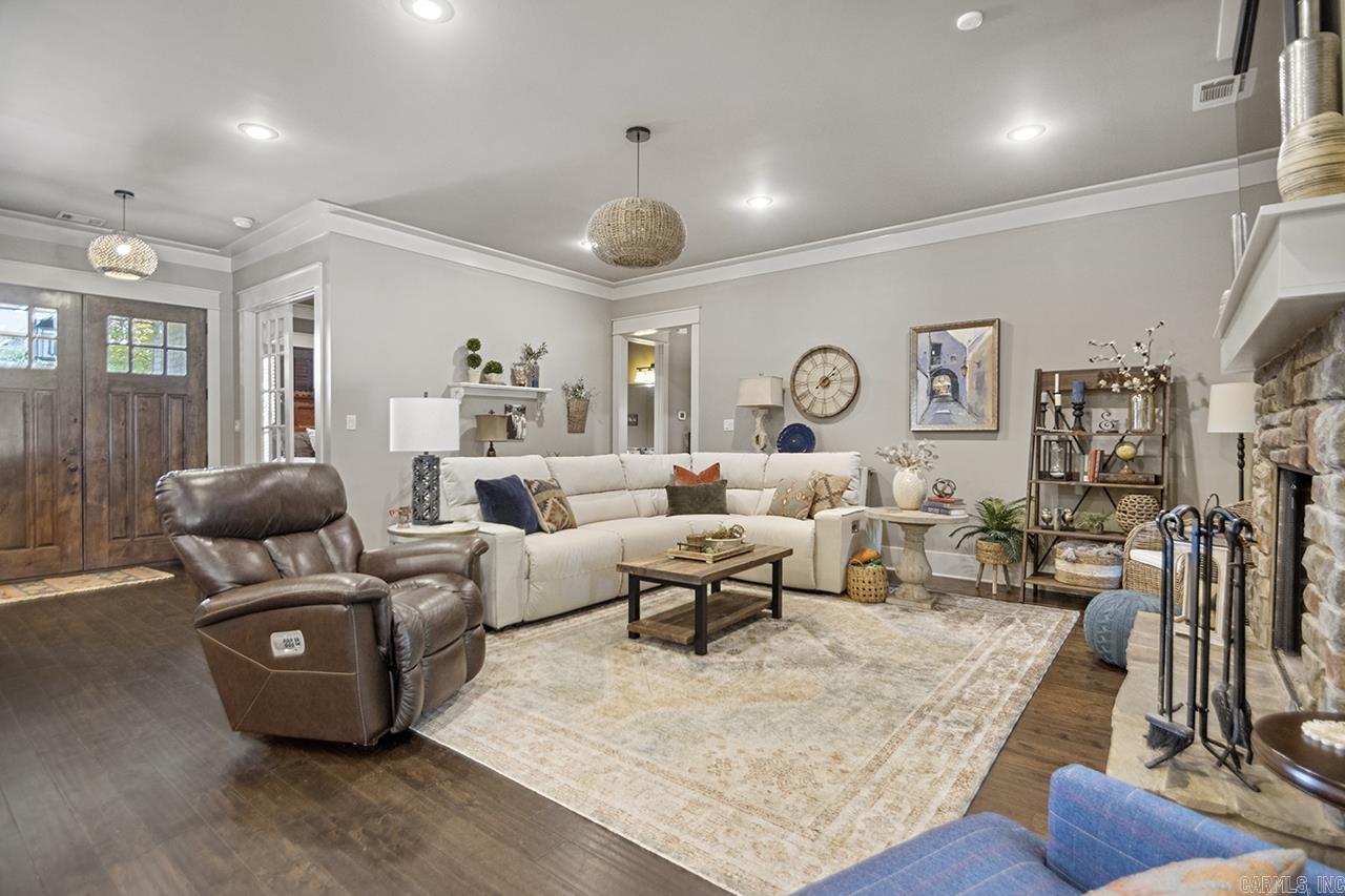 WESTSHORE ADDN HURRICANE LAKE ES - Residential