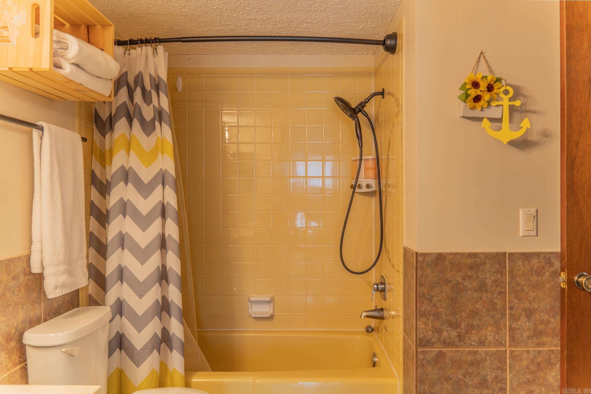 Madrid Courts - Residential