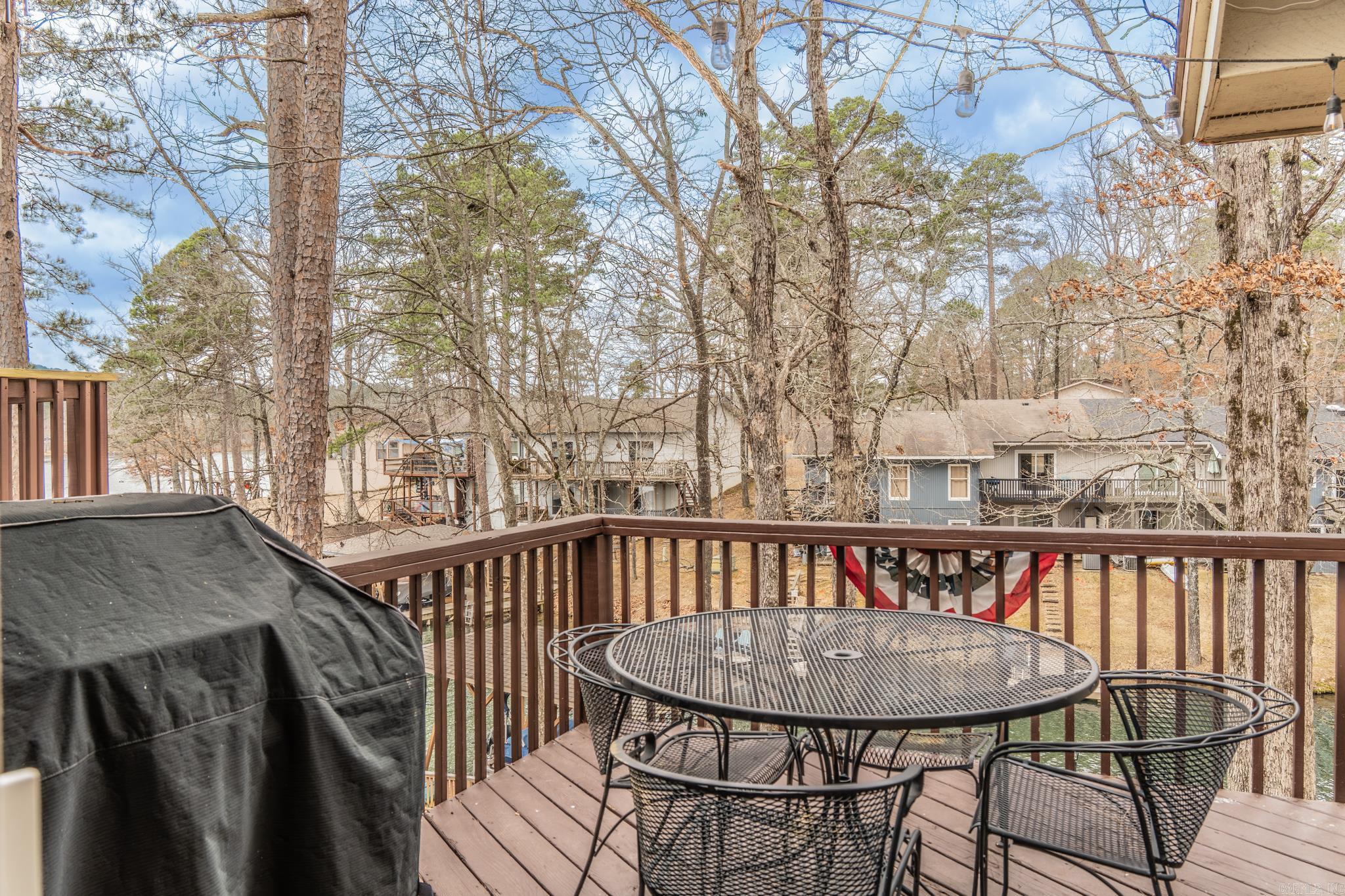 Madrid Courts - Residential