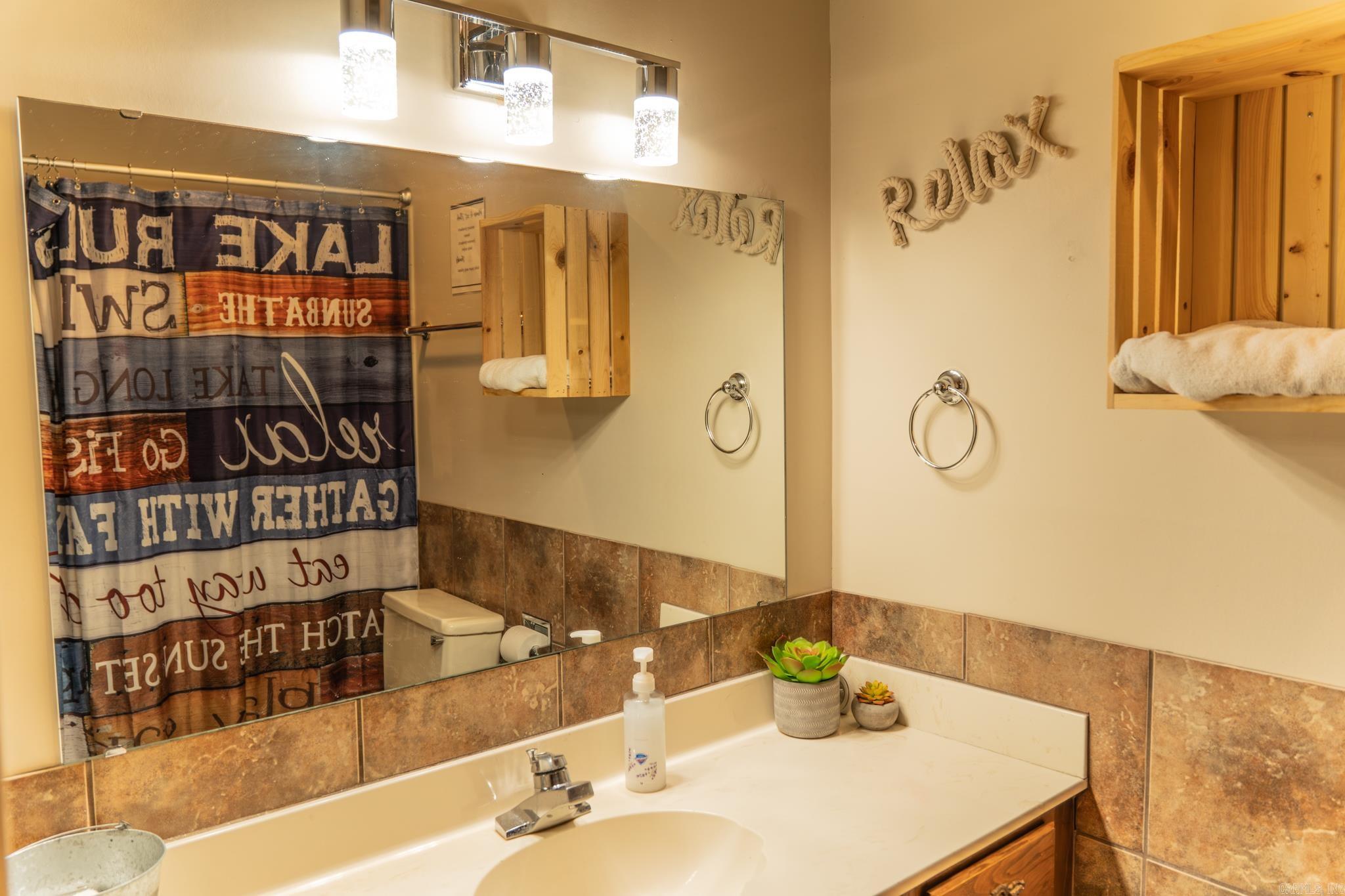 Madrid Courts - Residential