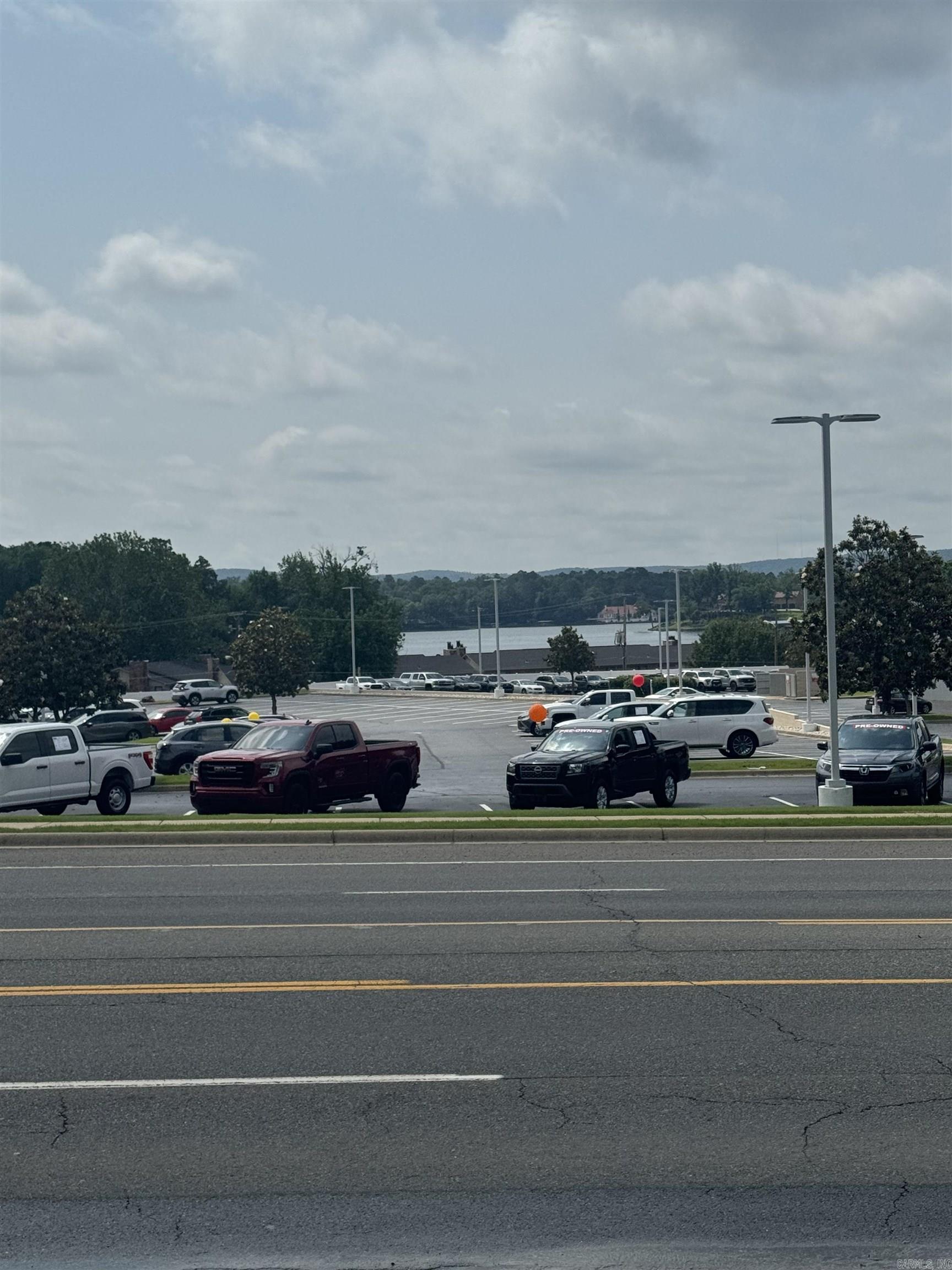 Central - Commercial Sale