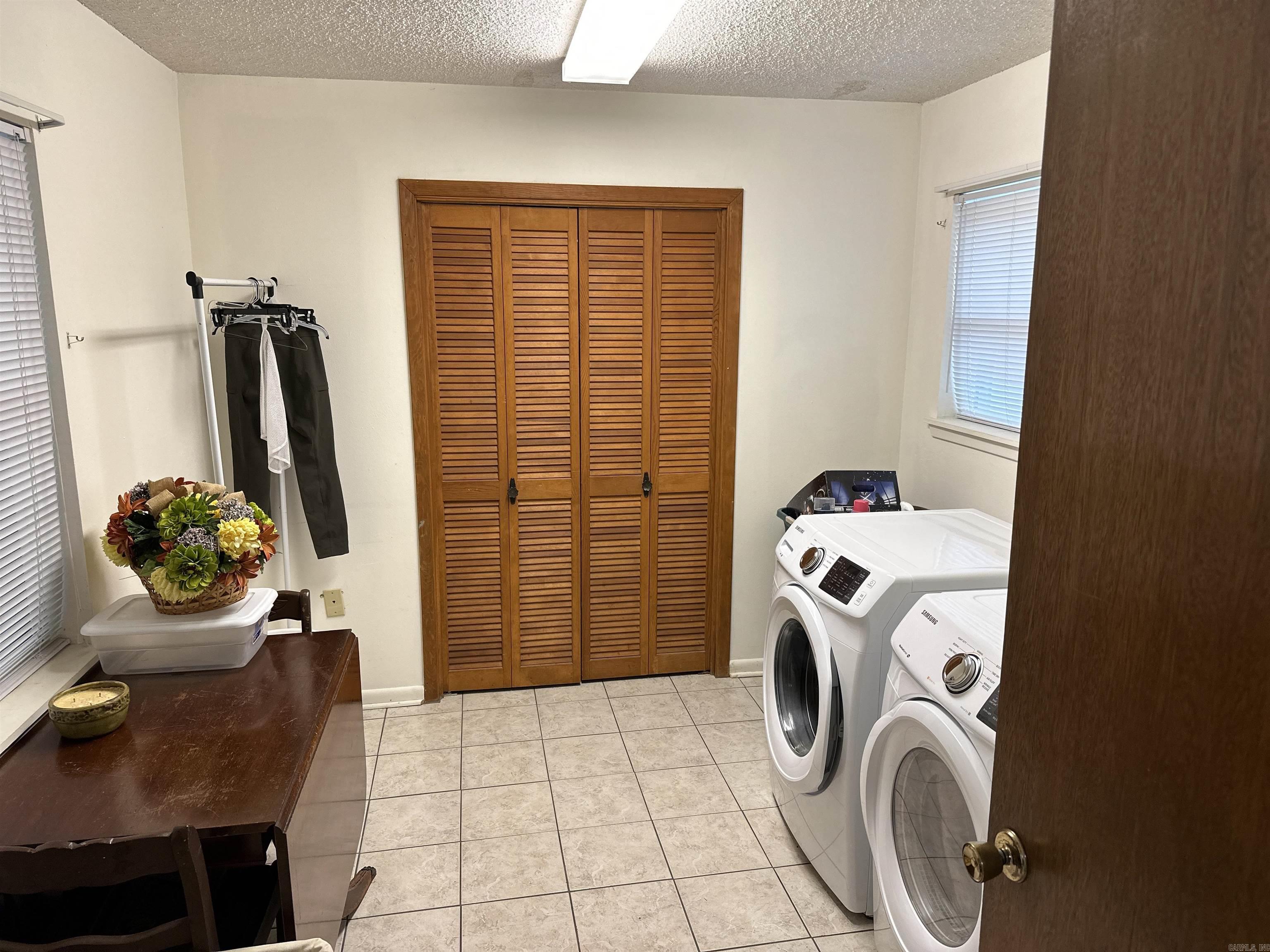 LEITNERS ADD - Residential