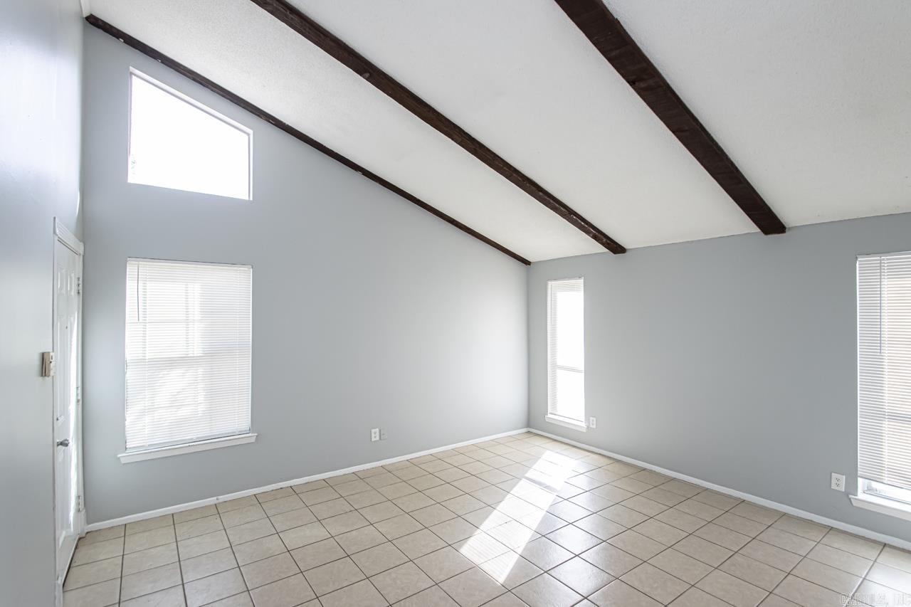 COUNTRY WOOD - Residential