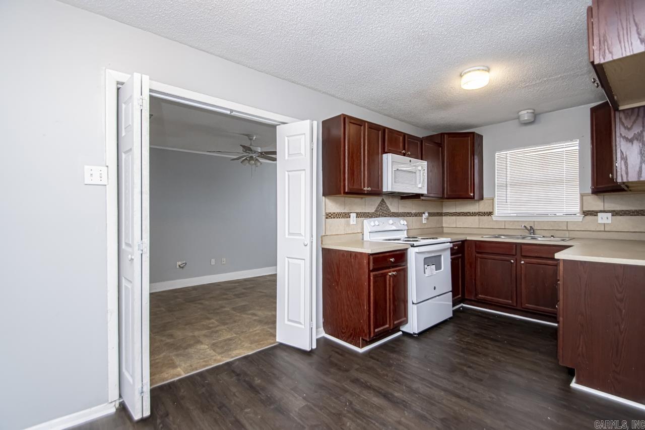 COUNTRY WOOD - Residential