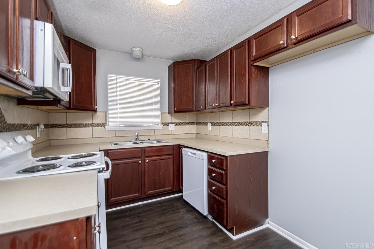 COUNTRY WOOD - Residential