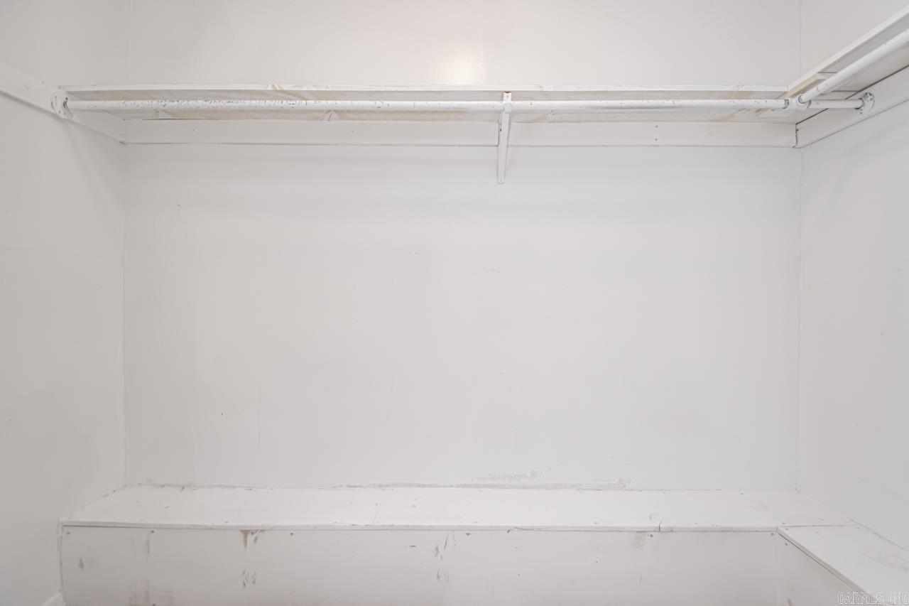 COUNTRY WOOD - Residential