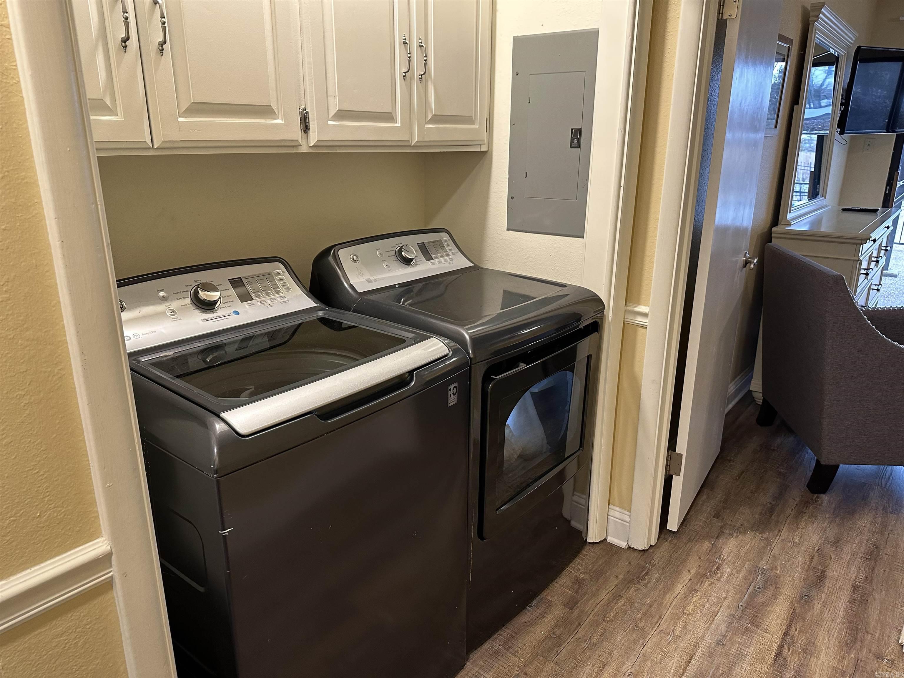 EMERALD ISLE HPR - Residential Lease