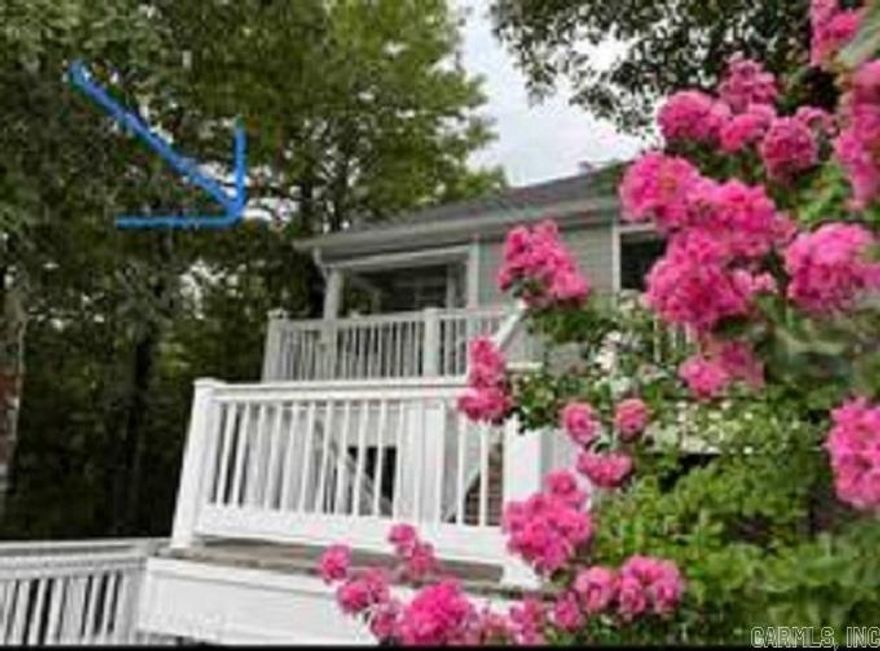 Lovely updated Efficiency/Studio Unit.  End unit with  a bay window for more Natural light.  Full kitchen with an island.  Q bed, small sofa and coffee table.  Electric fireplace cabinet.  Full bath.  All furniture and linens, decor and kitchen items are included.  Rear deck looks out over wooded area.  Washer/dryer closet is on deck.  All appliances also included.  Great for residence, or a fun getaway or remote office, or even an investment property.  Take a look and be impressed!!!  Call for details on Condo Assoc. dues, and the Resort Membership dues and service fees.