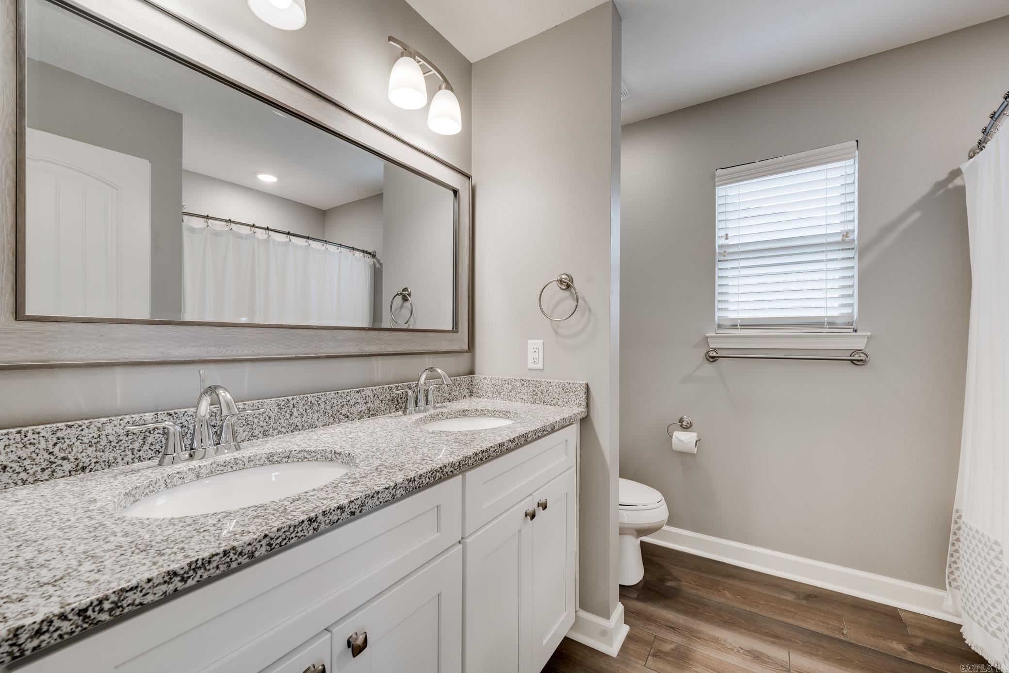 WILLOW OAK MANOR - Residential