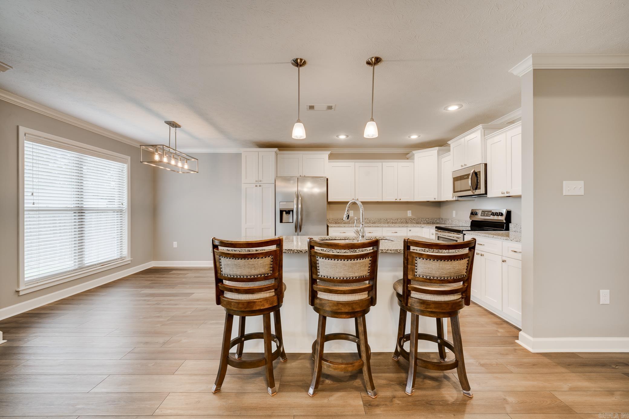 WILLOW OAK MANOR - Residential