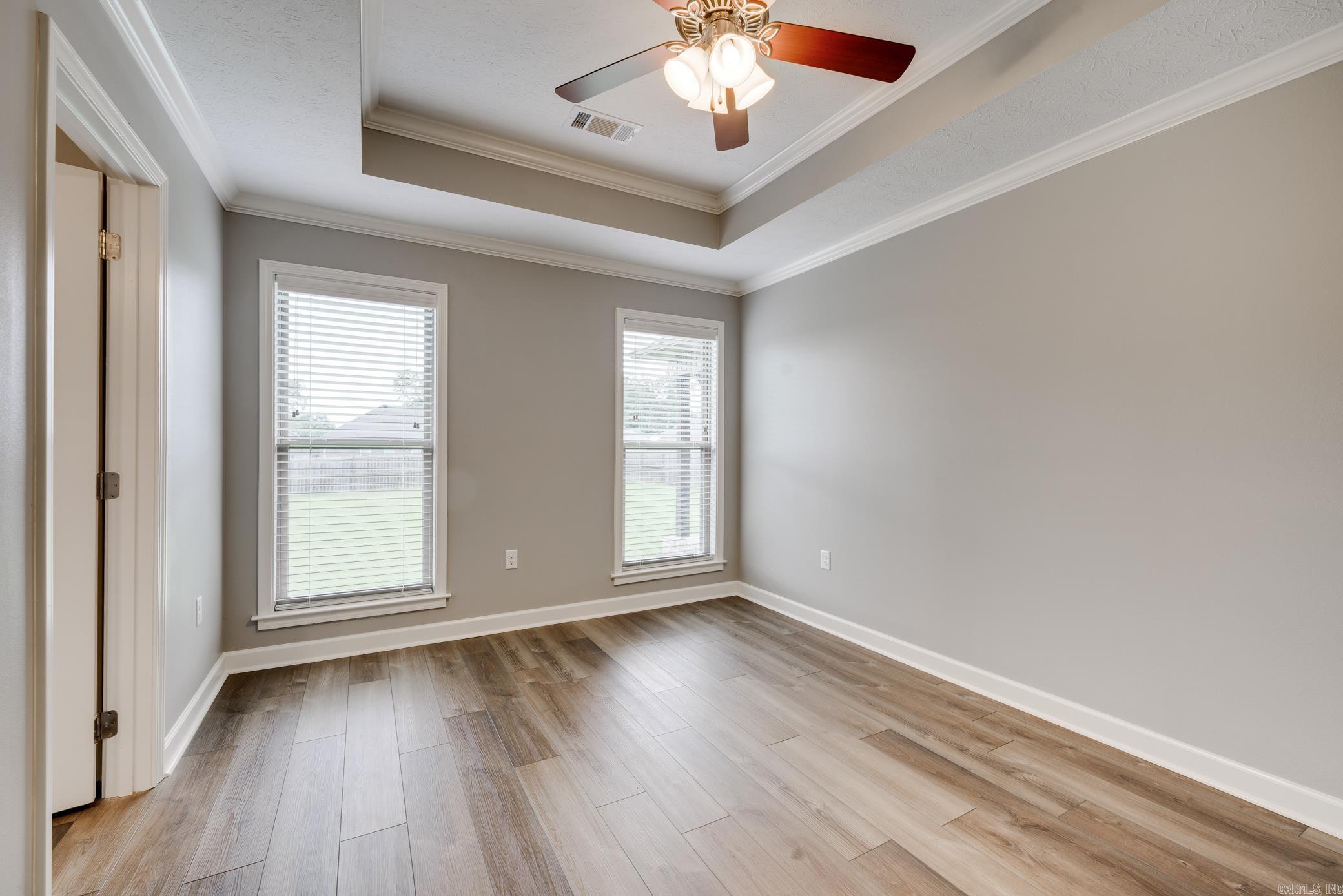 WILLOW OAK MANOR - Residential