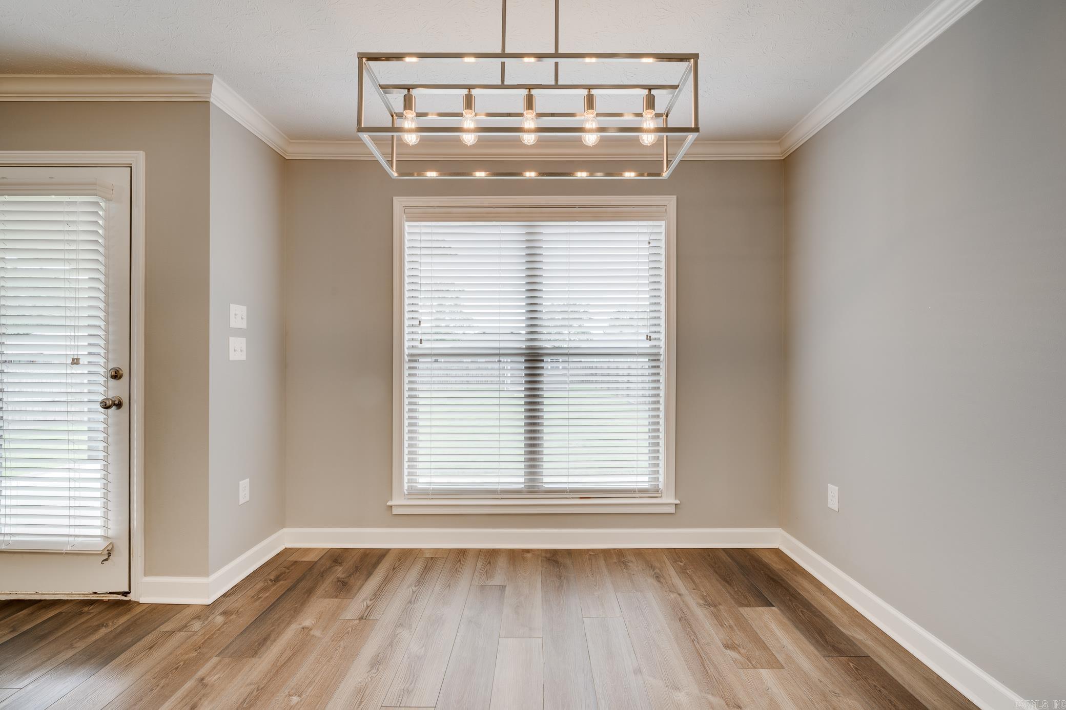 WILLOW OAK MANOR - Residential