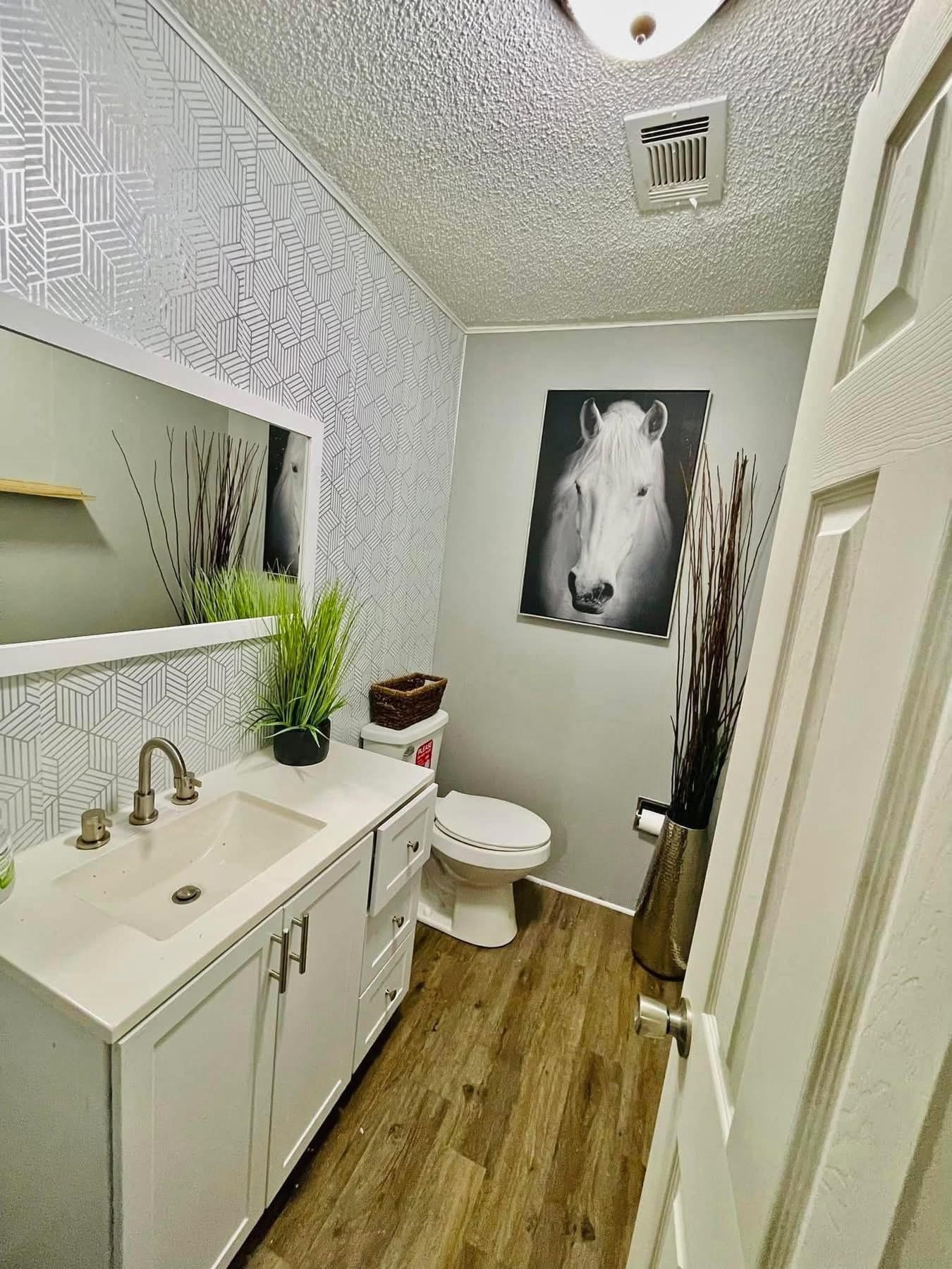 Navajo Second - Residential