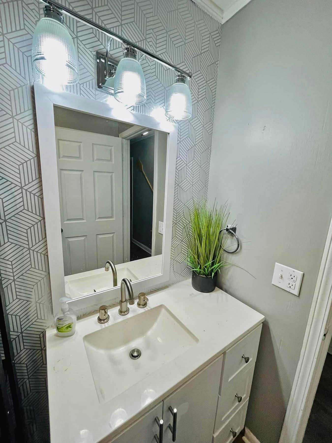 Navajo Second - Residential