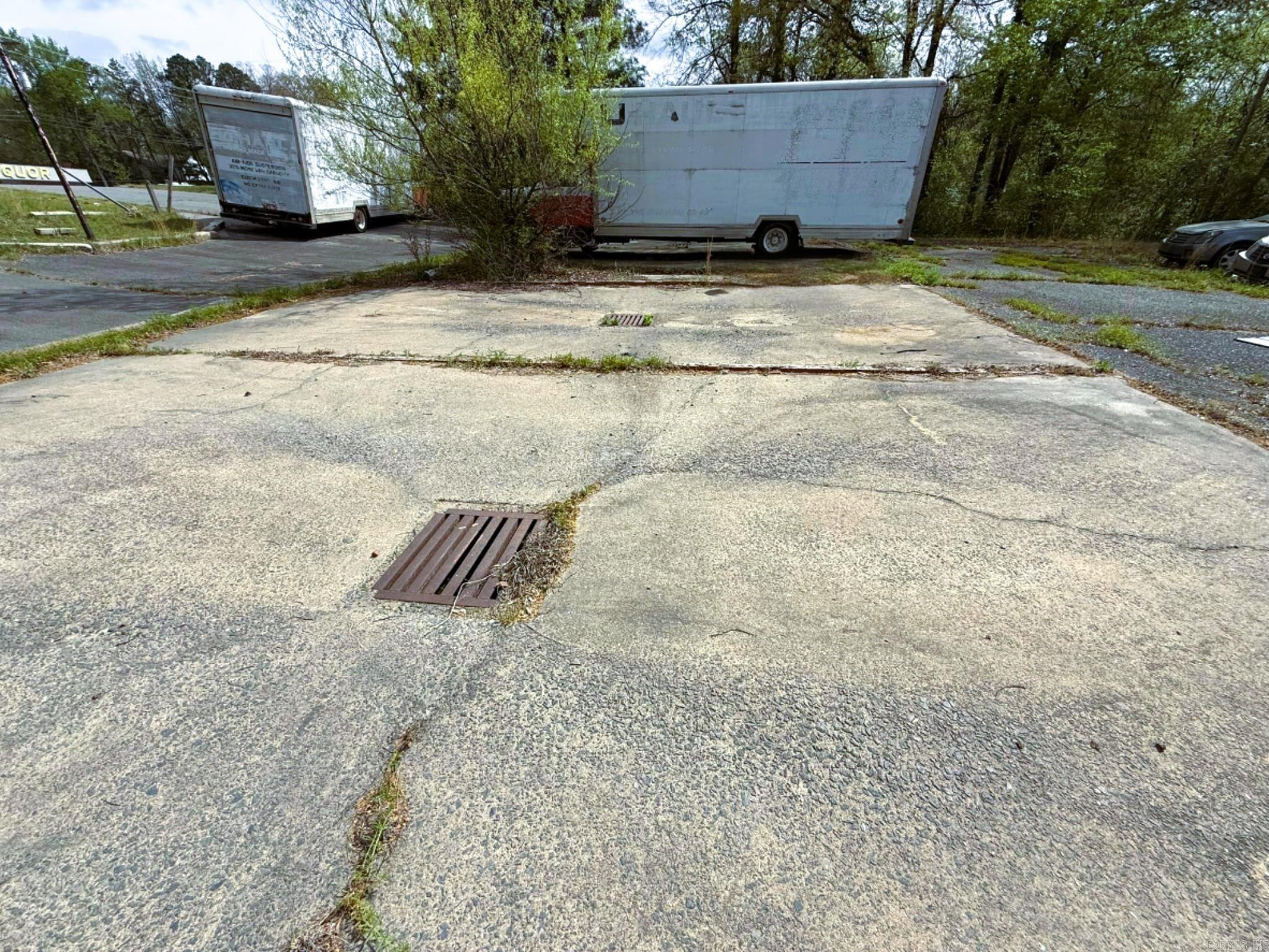 Pike - Commercial Sale