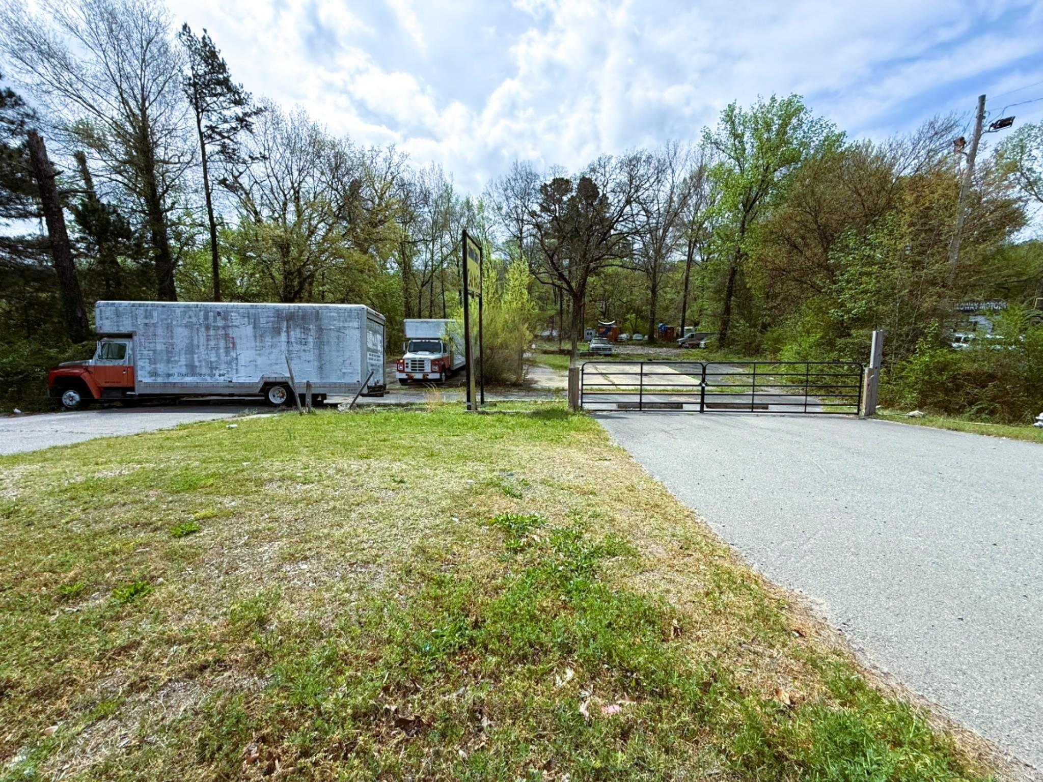 Pike - Commercial Sale