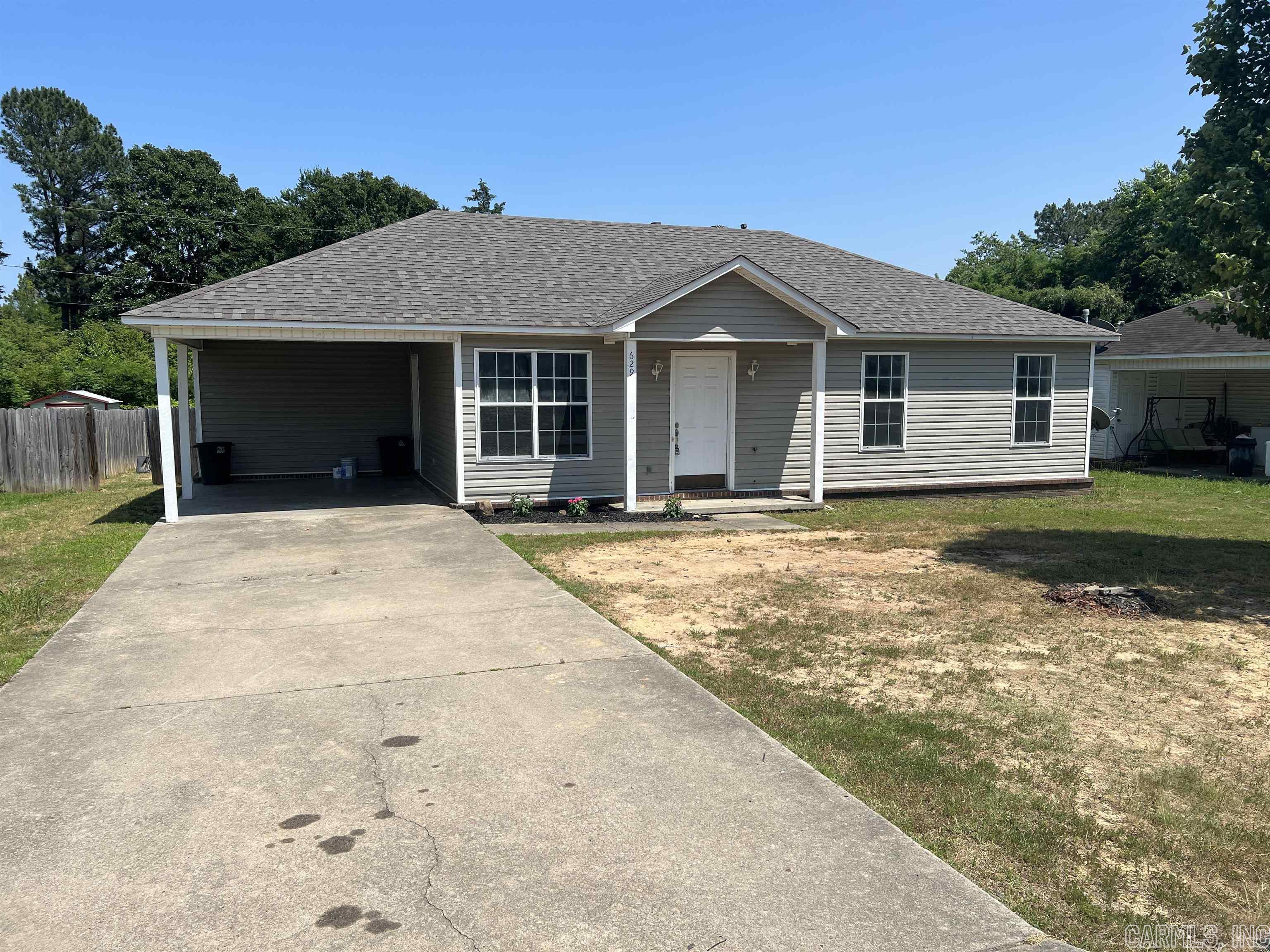 SUMMERBROOKE - Residential