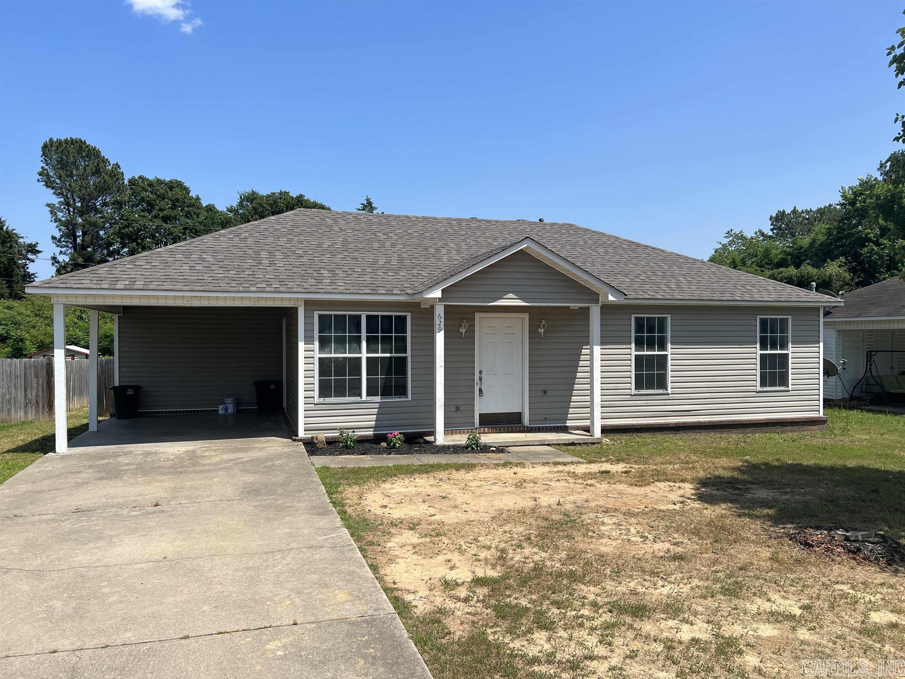 SUMMERBROOKE - Residential