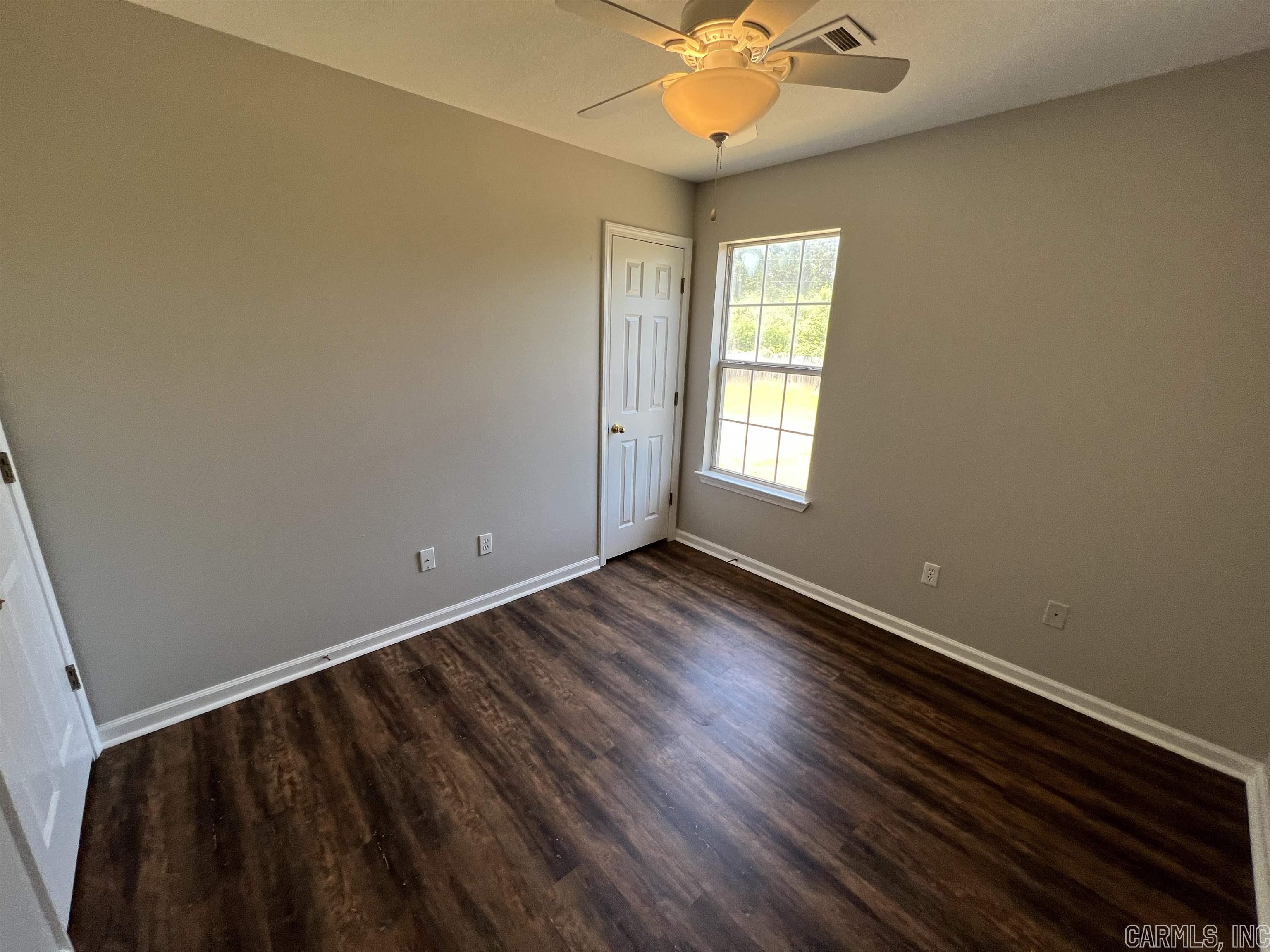 SUMMERBROOKE - Residential