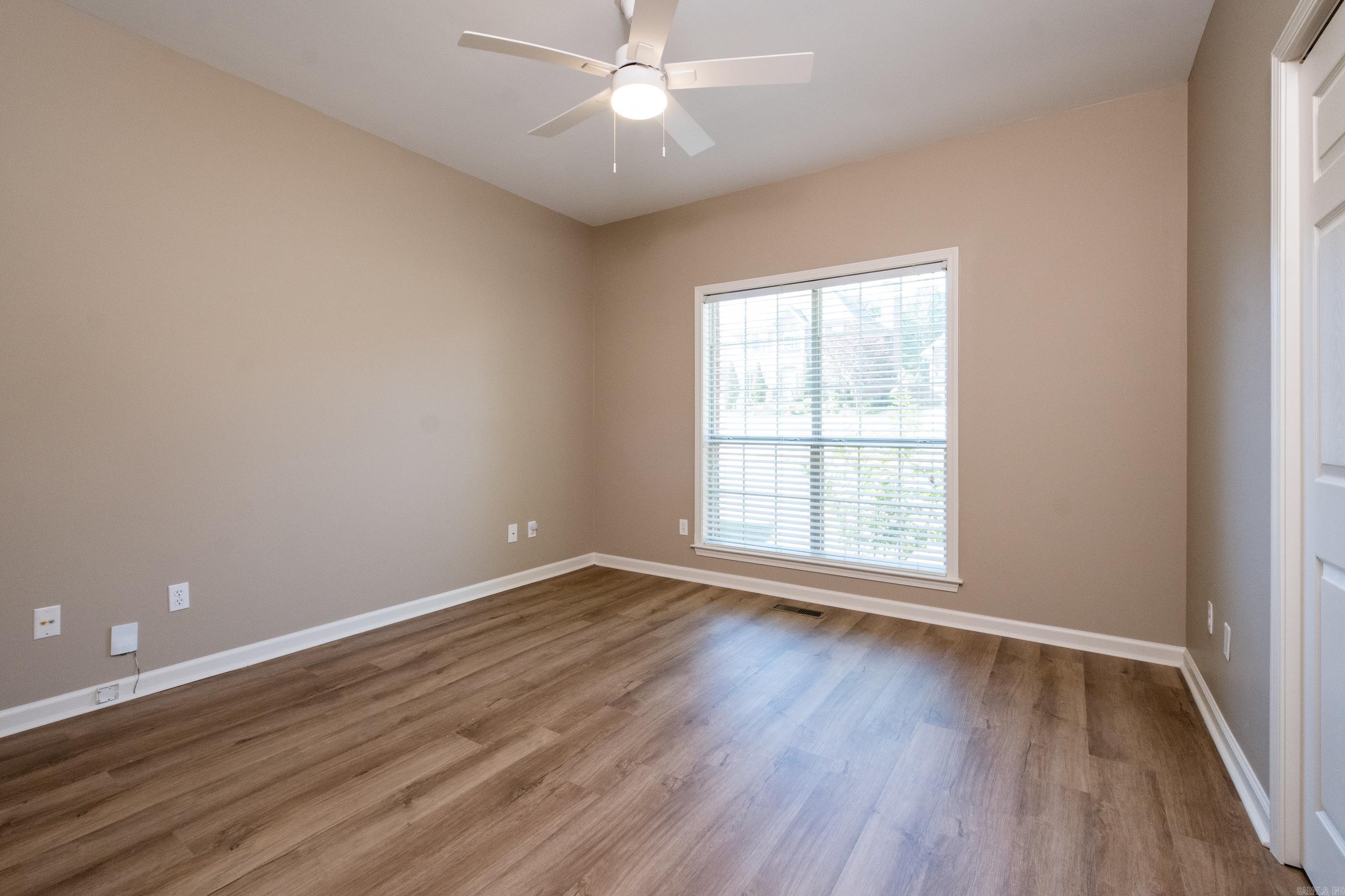 CHENAL VALLEY DUQUESNE COMMUNITY - Residential
