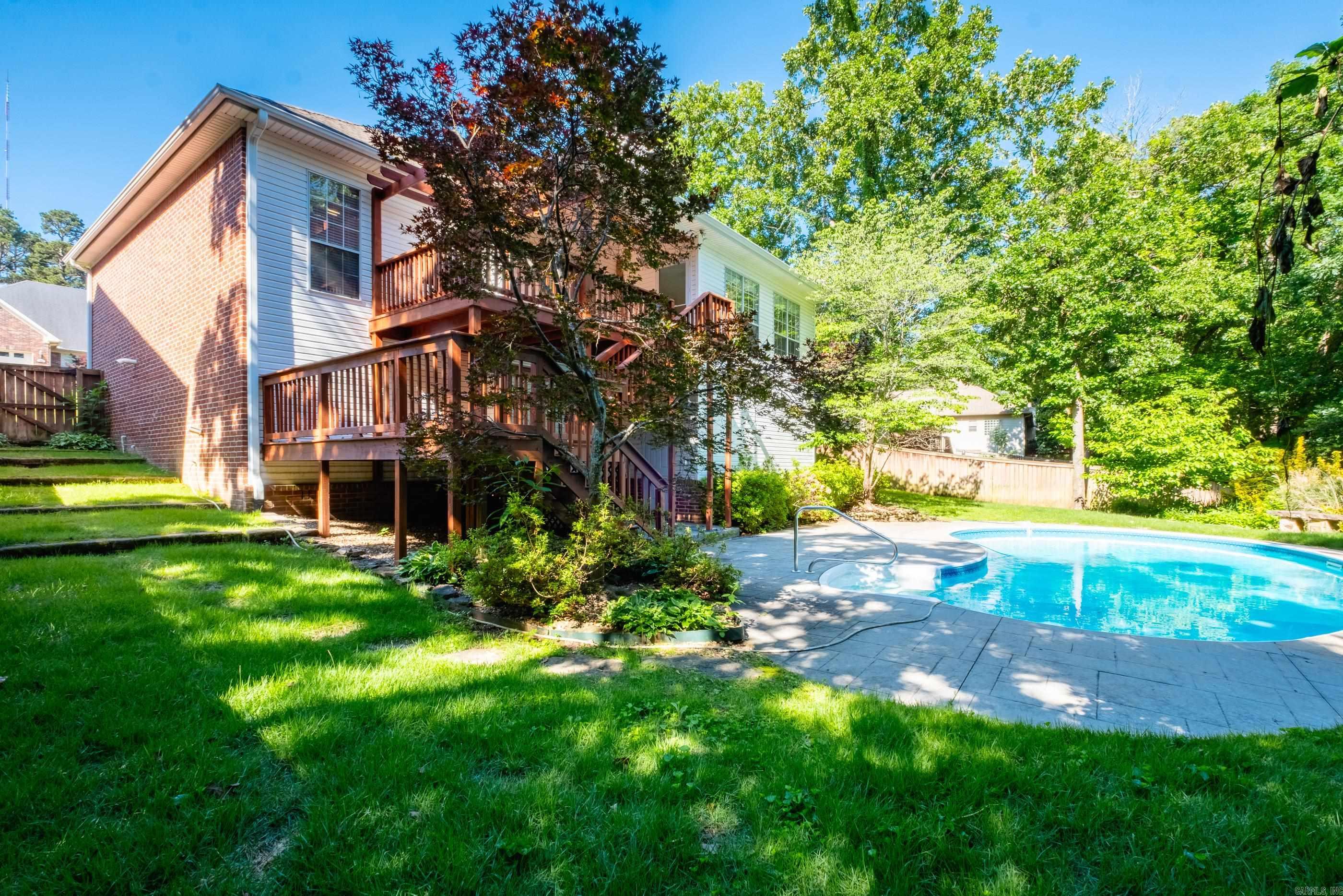CHENAL VALLEY DUQUESNE COMMUNITY - Residential