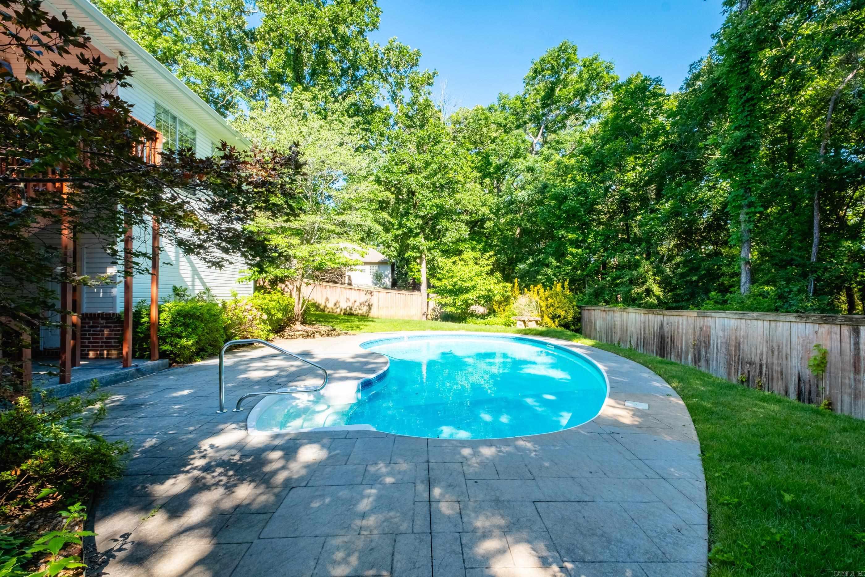 CHENAL VALLEY DUQUESNE COMMUNITY - Residential