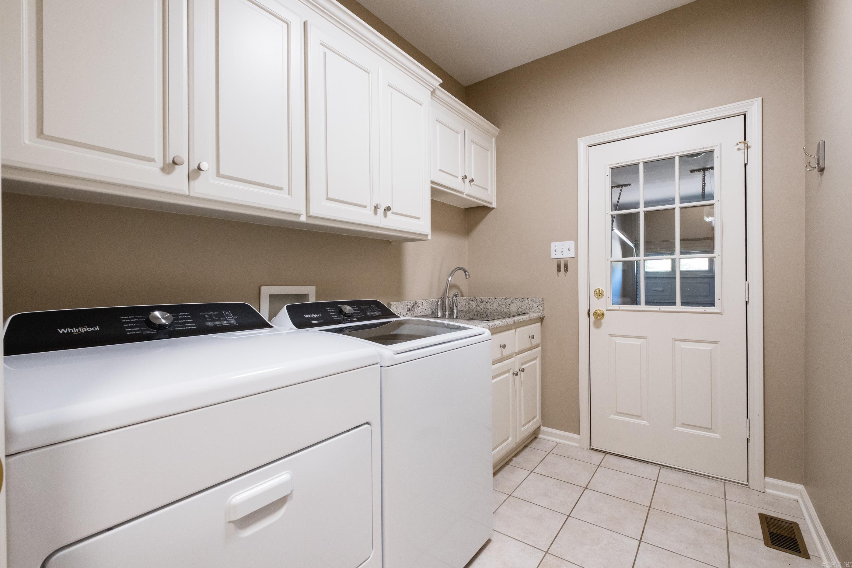 CHENAL VALLEY DUQUESNE COMMUNITY - Residential